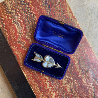 19th c. Scottish Agate Sterling Silver Heart Arrow Brooch