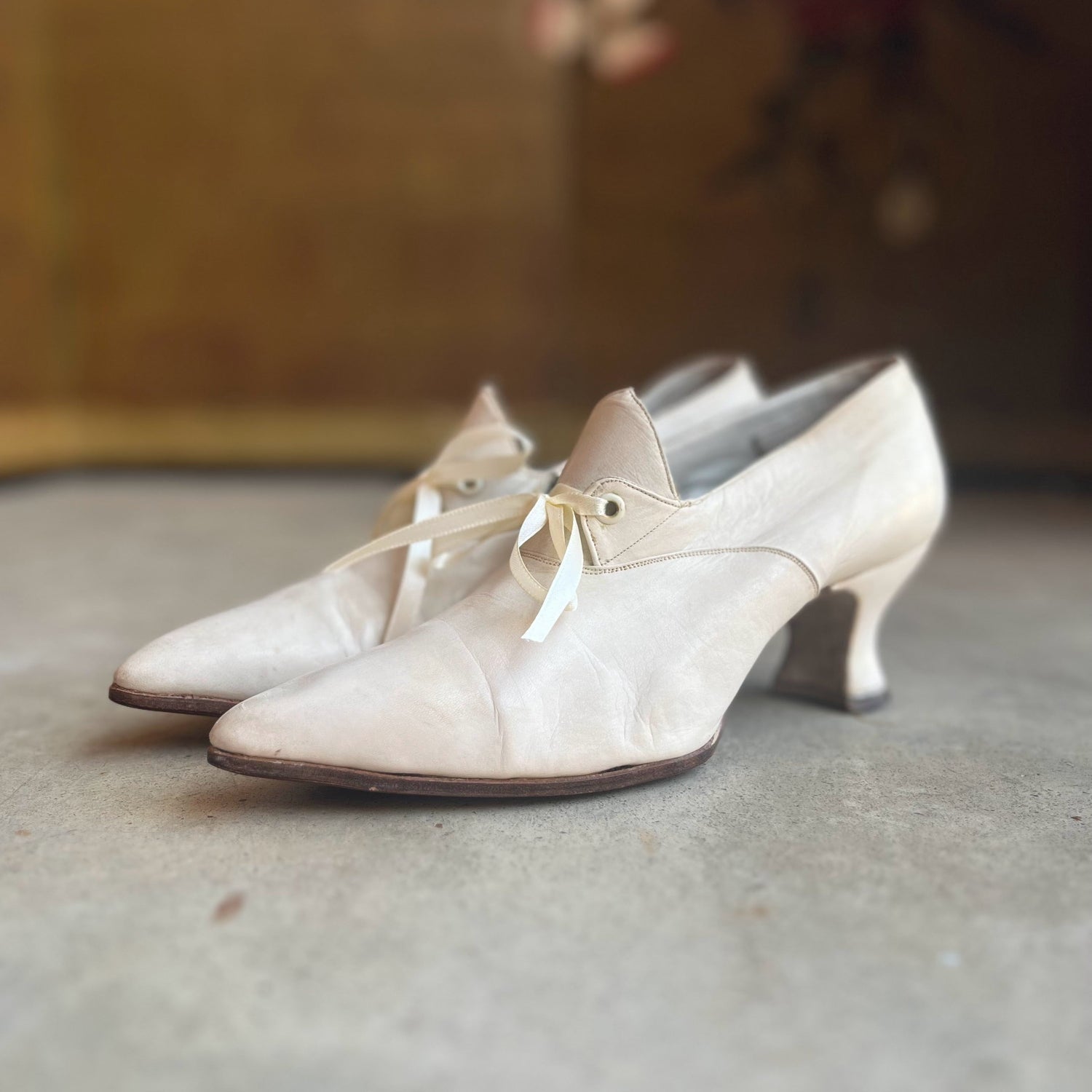 c. 1910s White Pumps | Approx Sz 5