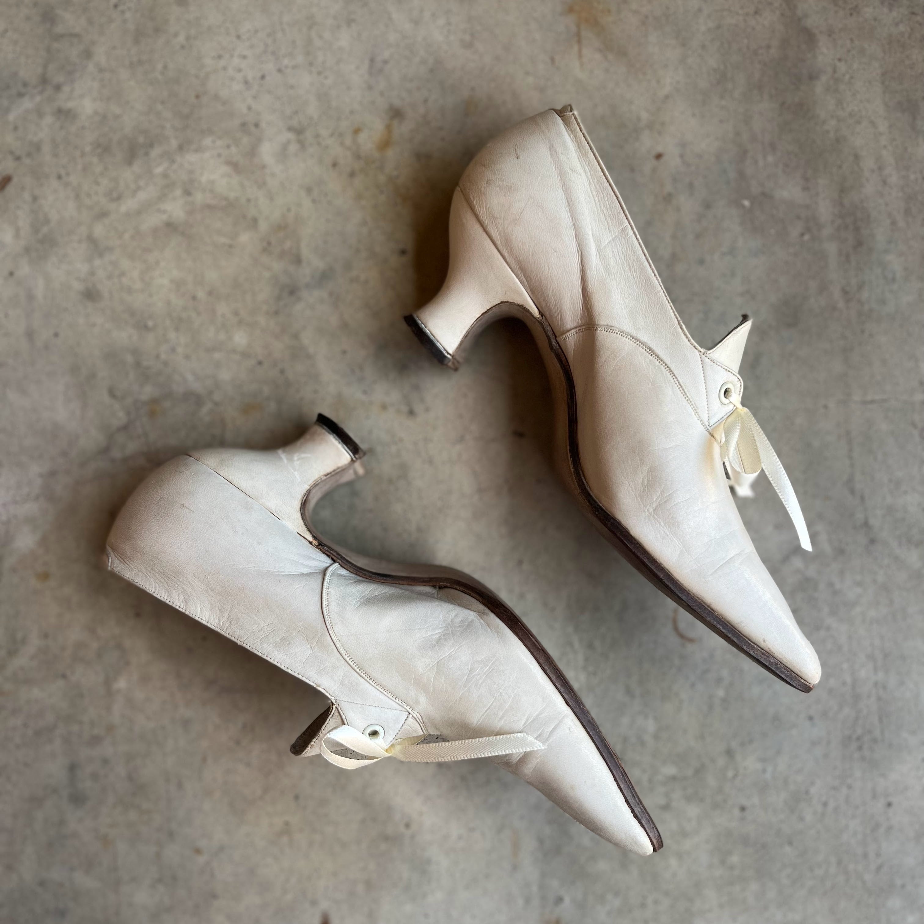 c. 1910s White Pumps | Approx Sz 5