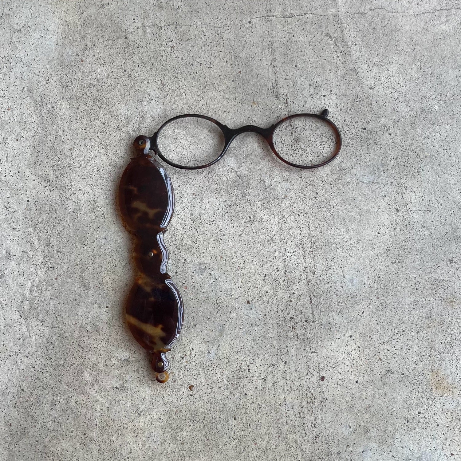 19th c. Tortoise Shell Lorgnette - No Lenses