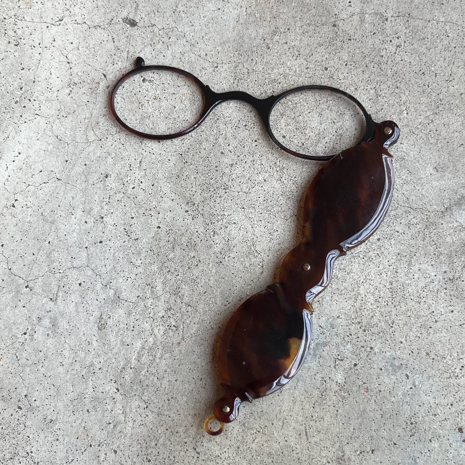 19th c. Tortoise Shell Lorgnette - No Lenses