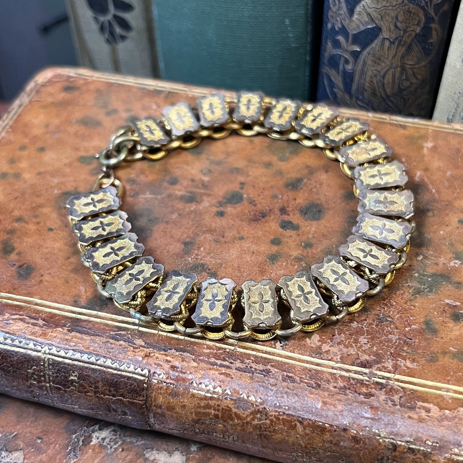 c. 1880s Book Chain Bracelet