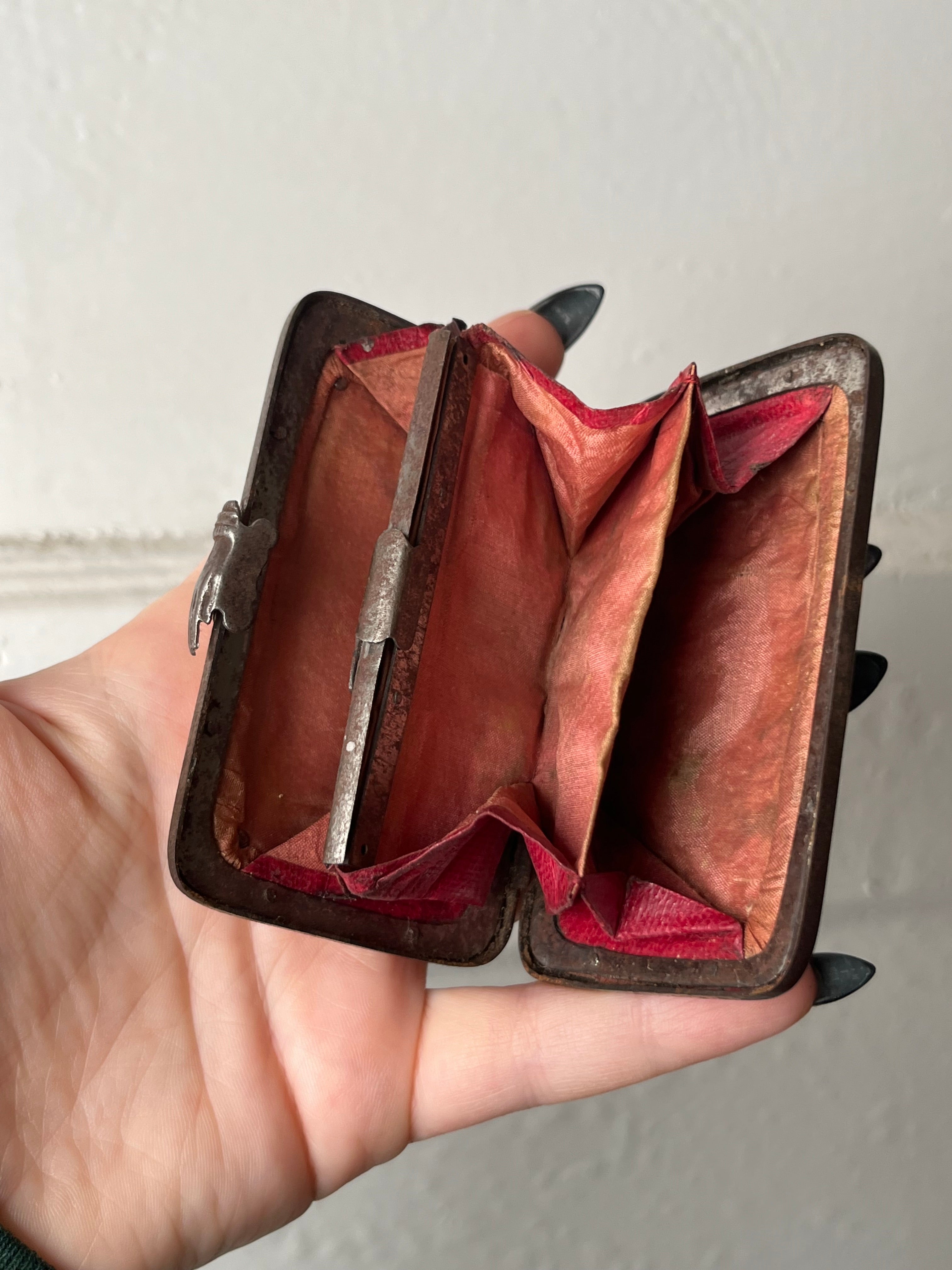 Georgian Shell and Steel Wallet with Hand Clasp
