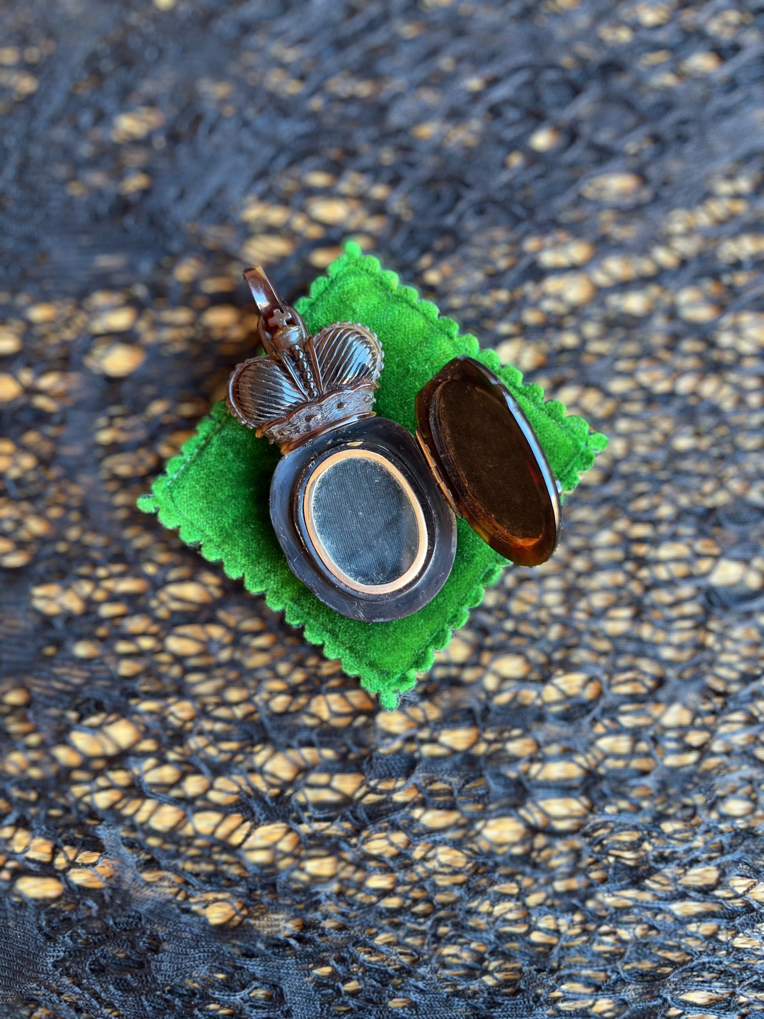 19th c. Tortoise Shell "P" Locket
