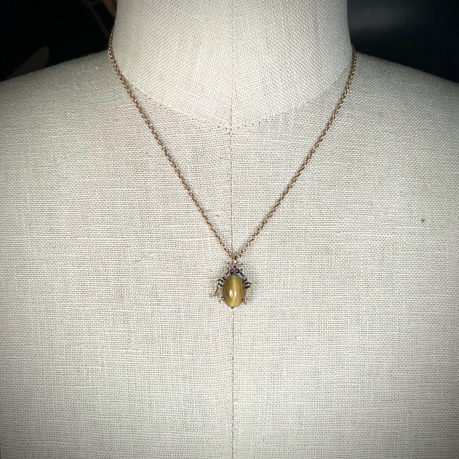 c. 1900s Tigers Eye Beetle Conversion Pendant
