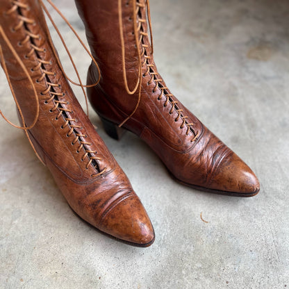 c. 1910s Brown Lace Up Boots | Approx Sz 9