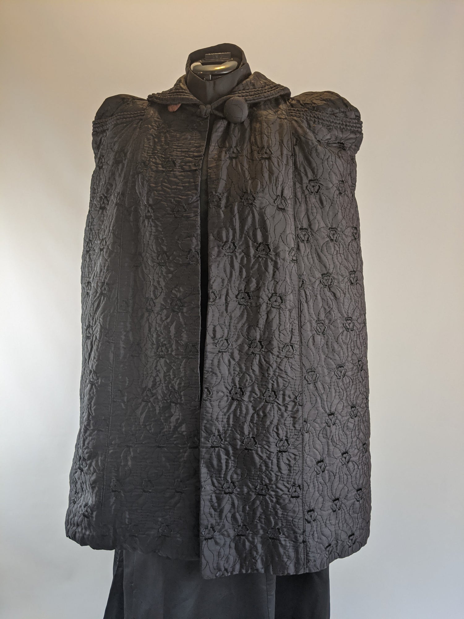 Vintage Victorian Style Quilted Cape