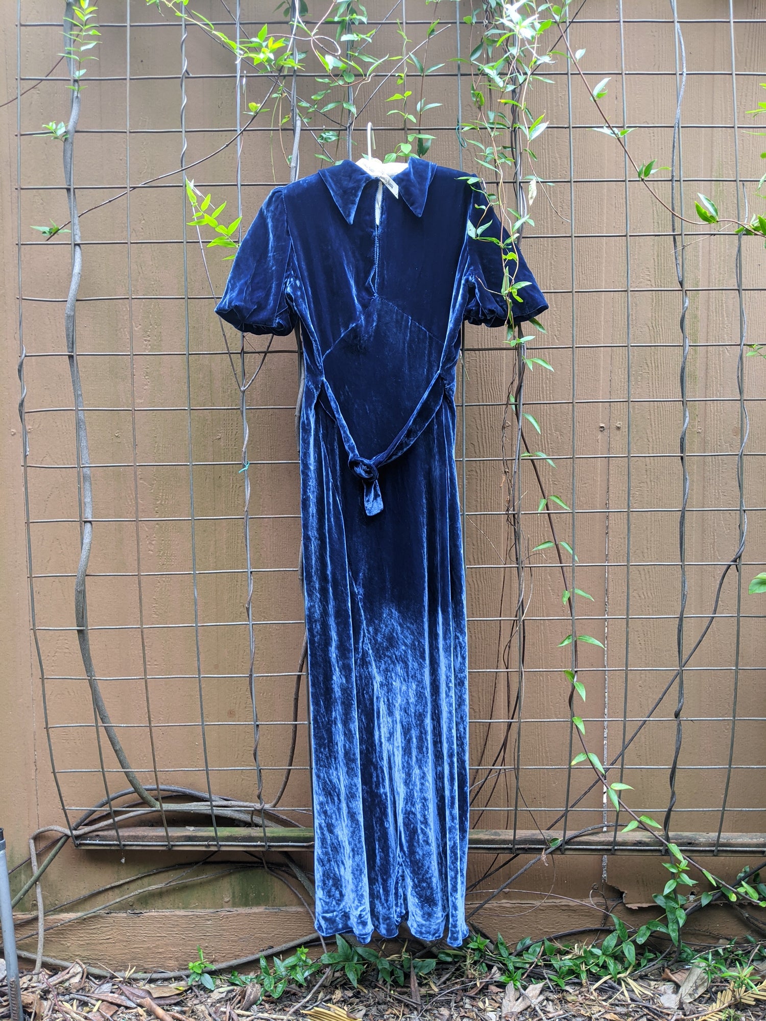 1930s Blue Velvet Bias Cut Gown | XS - S