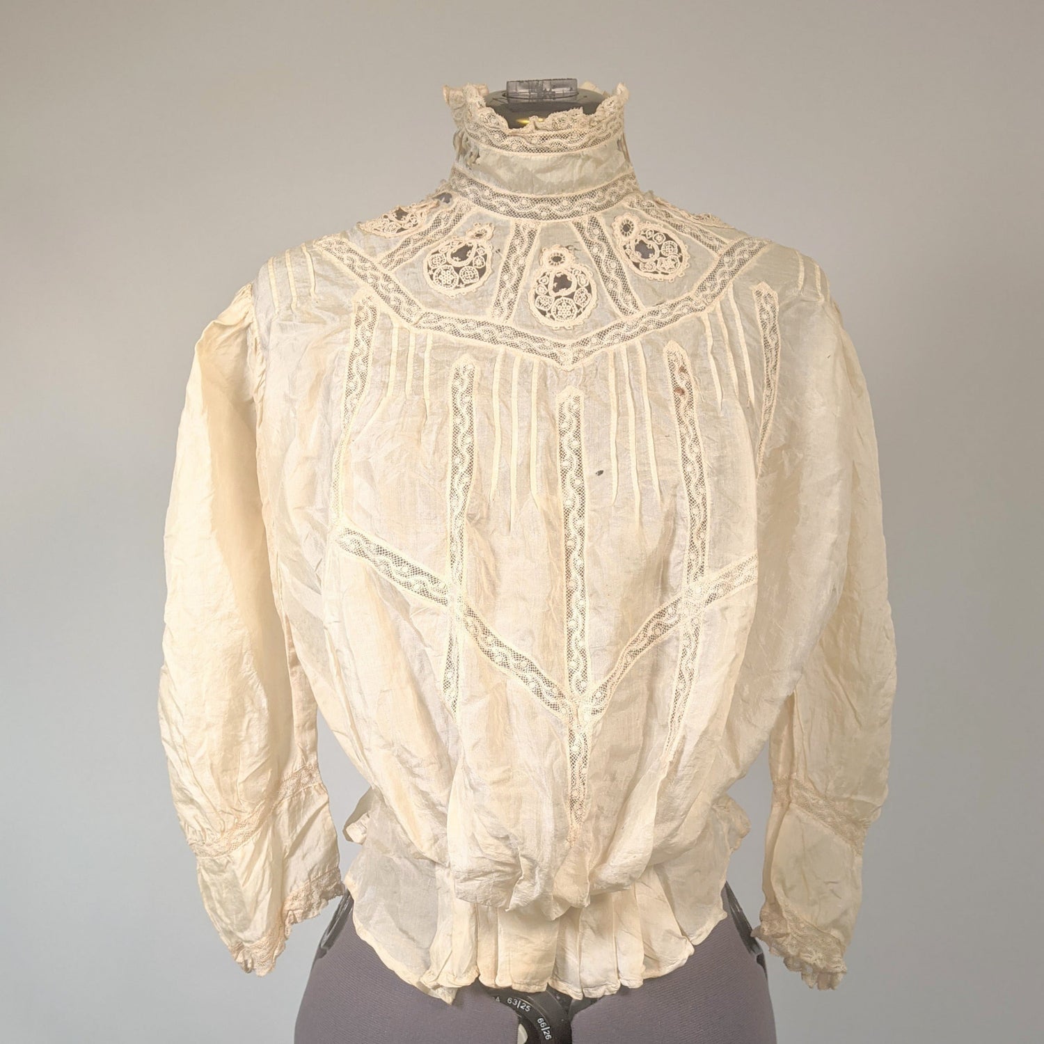 1900s Lace Blouse For Study / Display