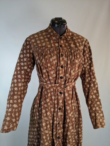 1880s Calico Wrapper