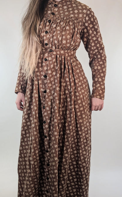 1880s Calico Wrapper