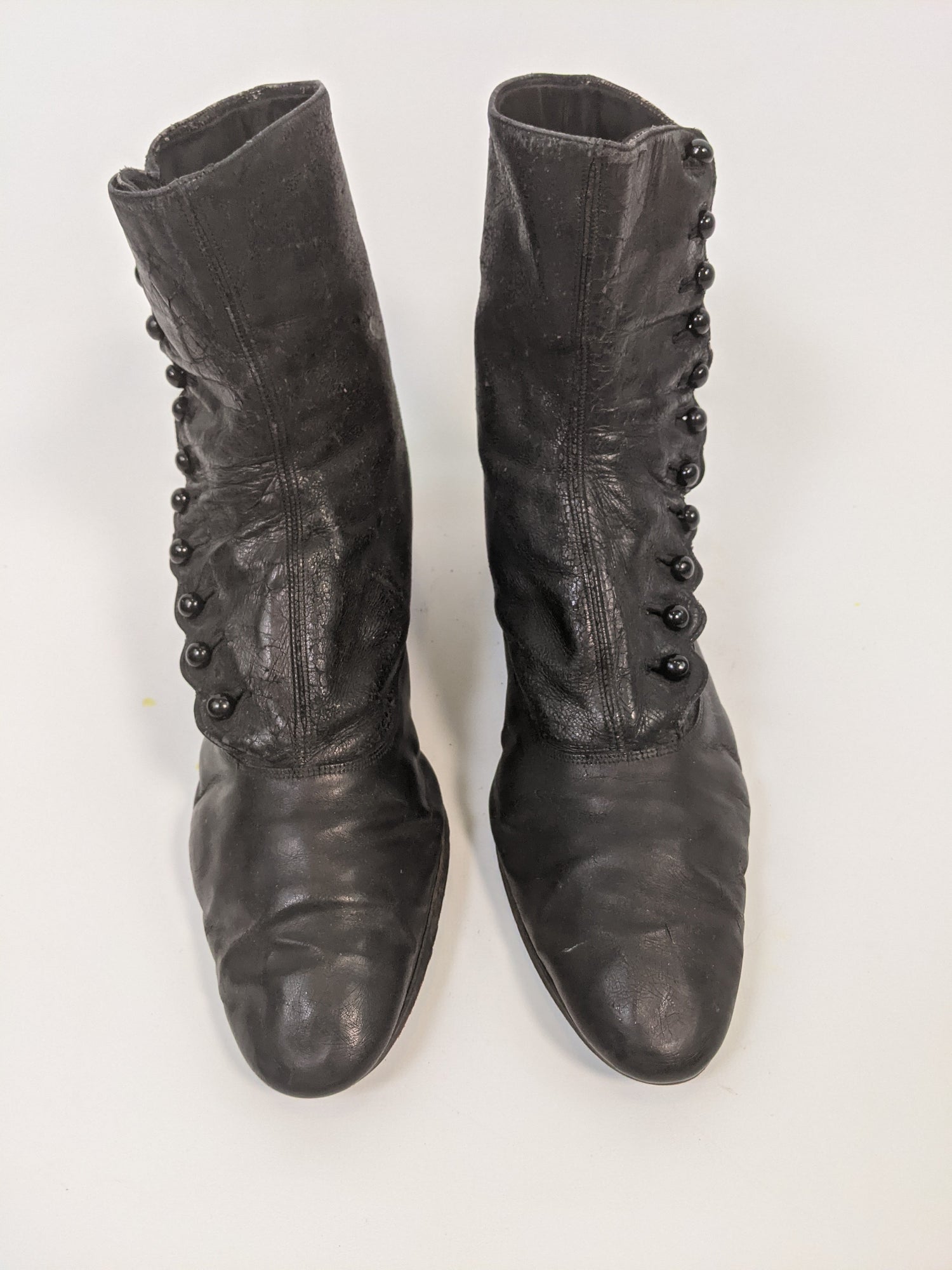 1890s "Sorosis" Side Button Boots | Approx Sz 8-8.5