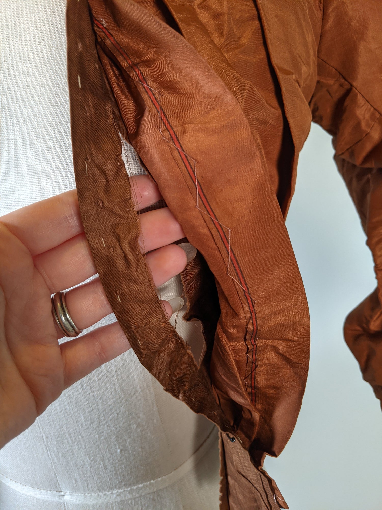 1890s Taffeta Bodice | Display + Study