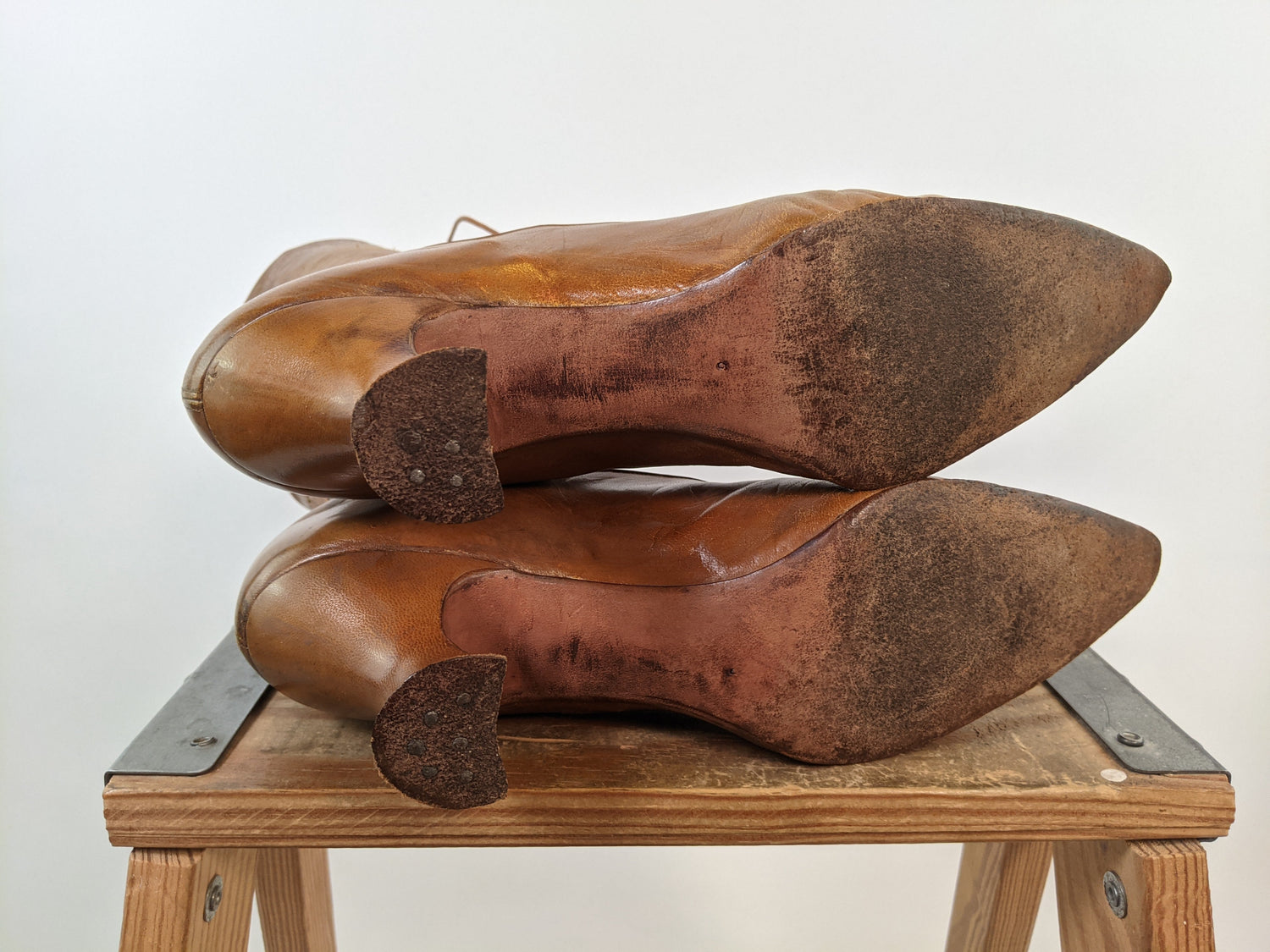 1910s Tan Lace Up Boots | Sz 8-8.5