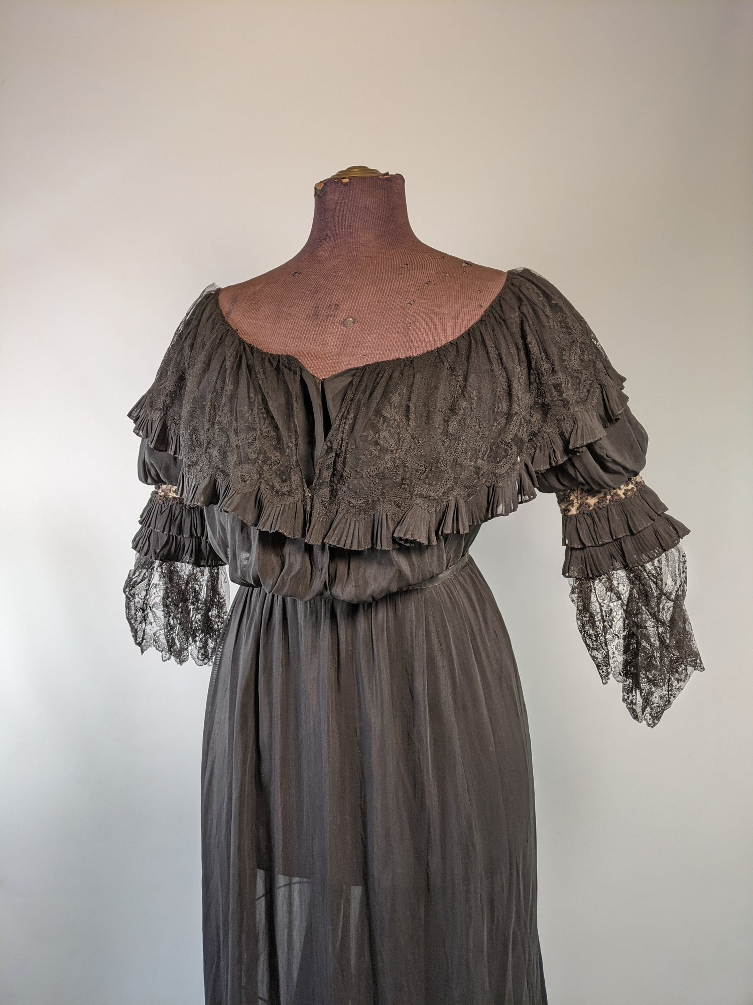 1900s Evening Gown