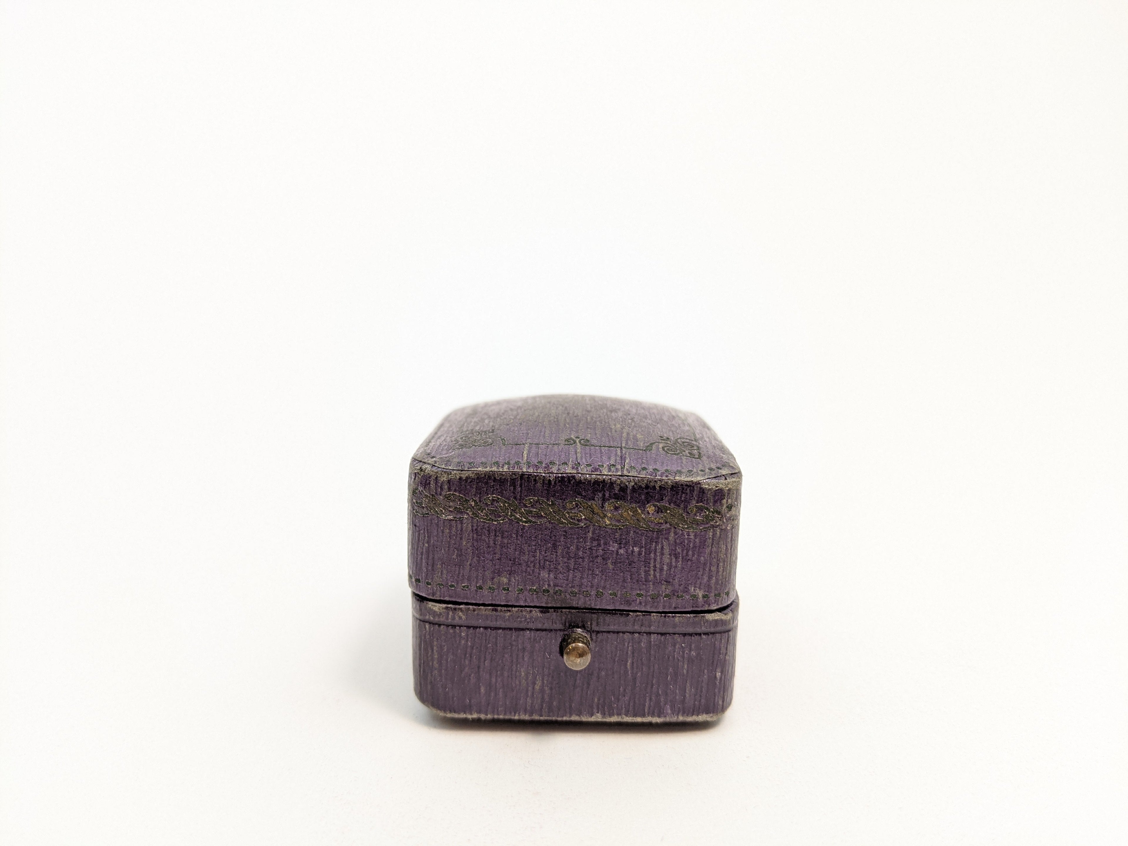 Purple Victorian Ring Box