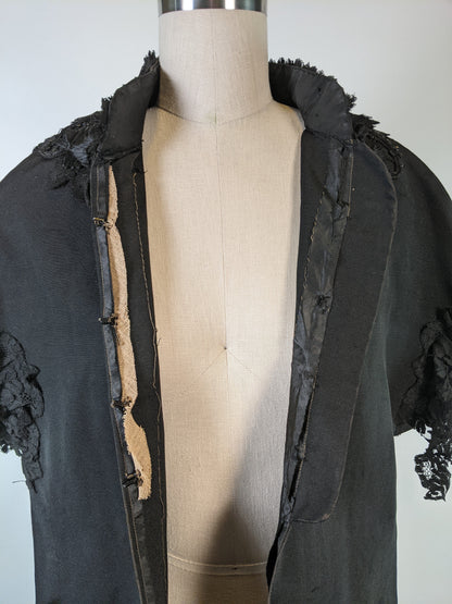1880s Ivy Leaf Mantle