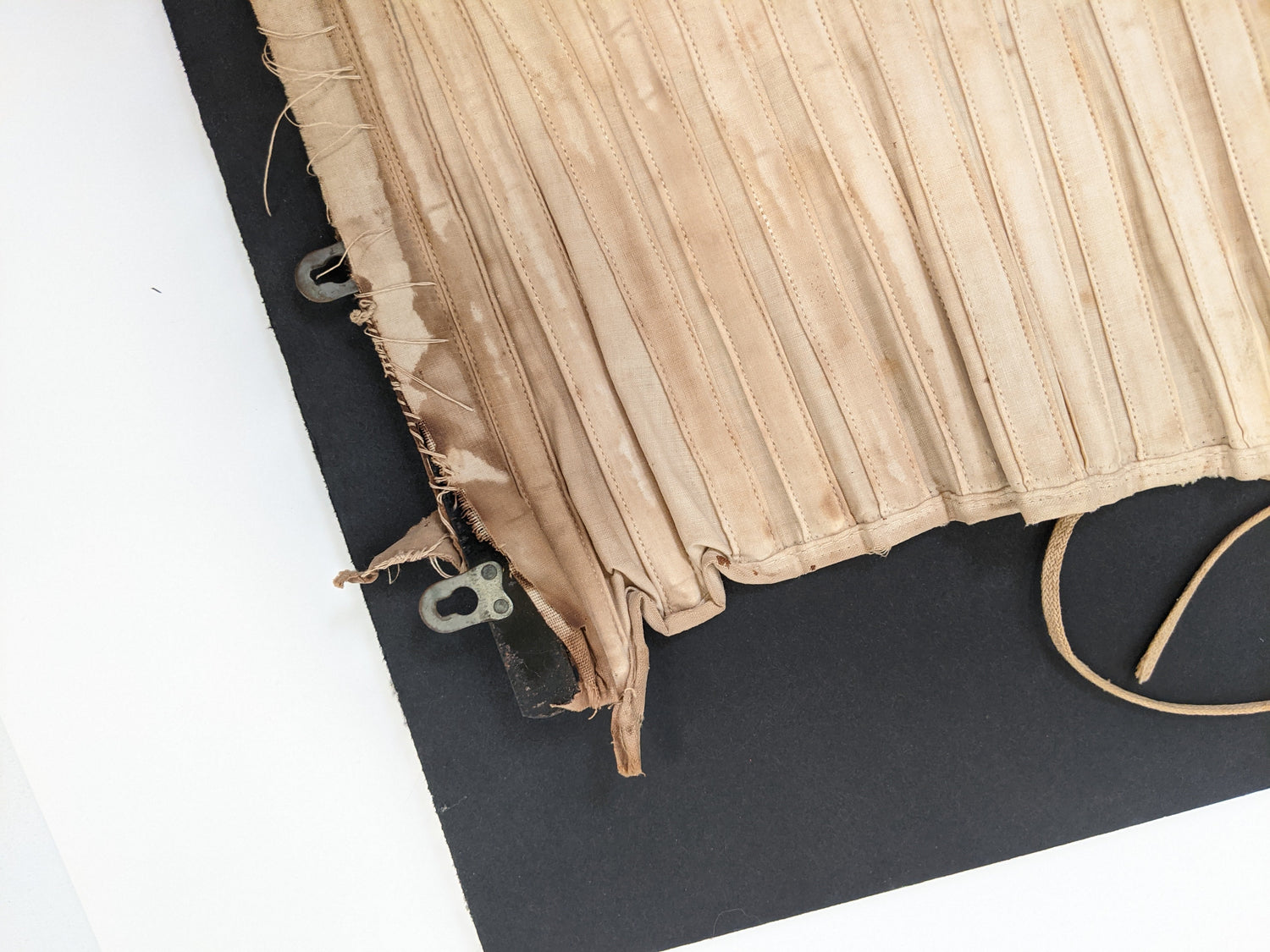 R&amp;G Corset | Study + Display