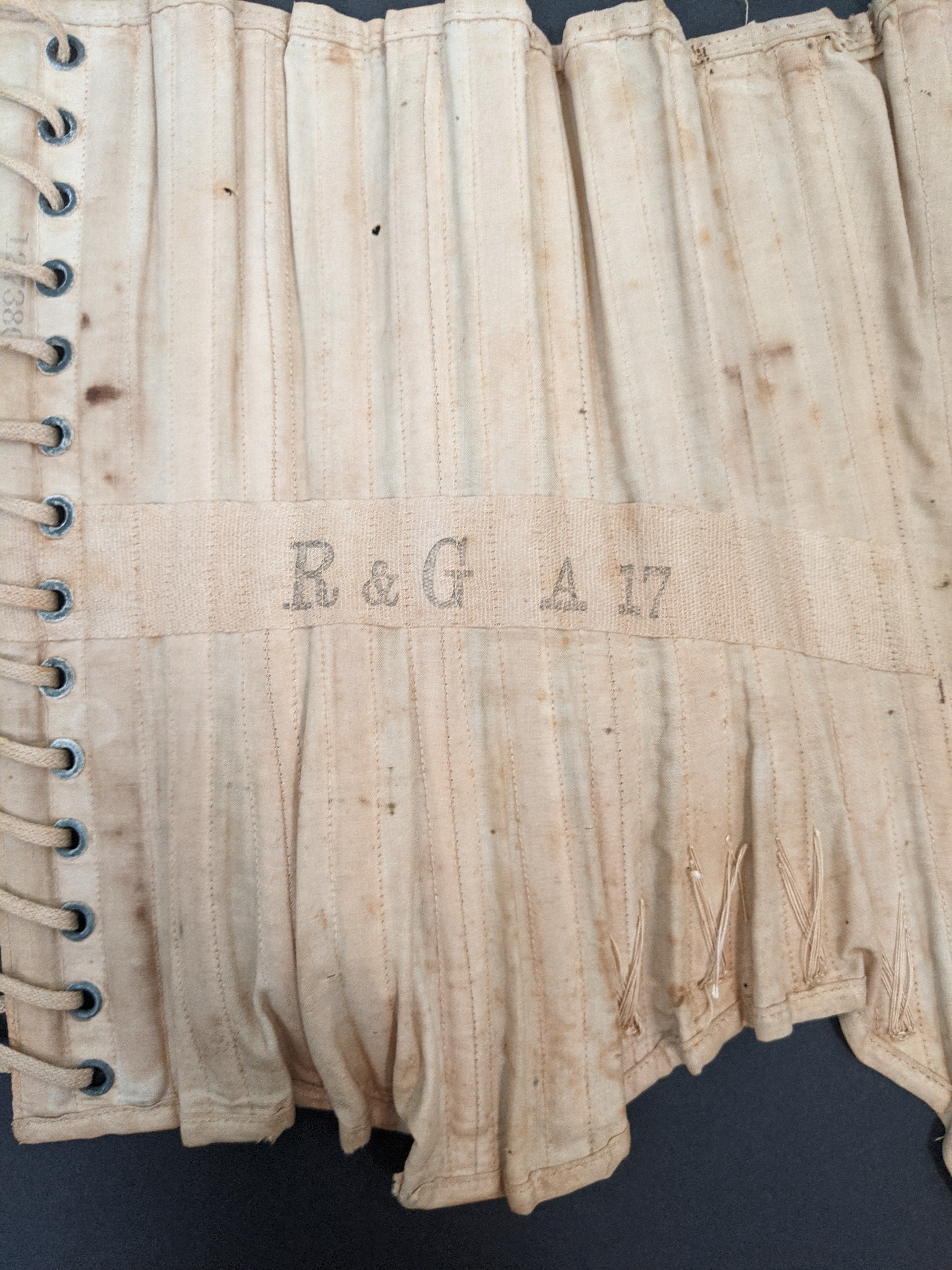 R&amp;G Corset | Study + Display