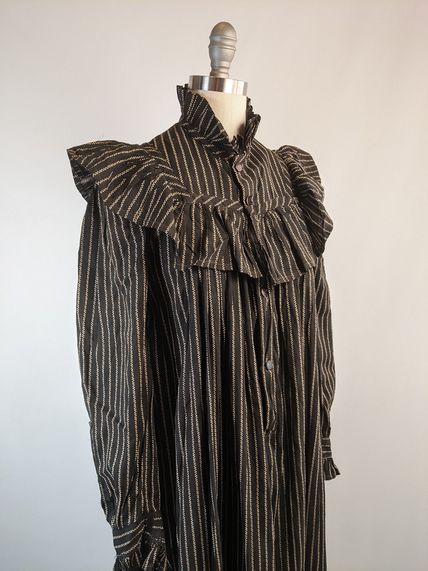 Late 1890s-1900 Wrapper Dress