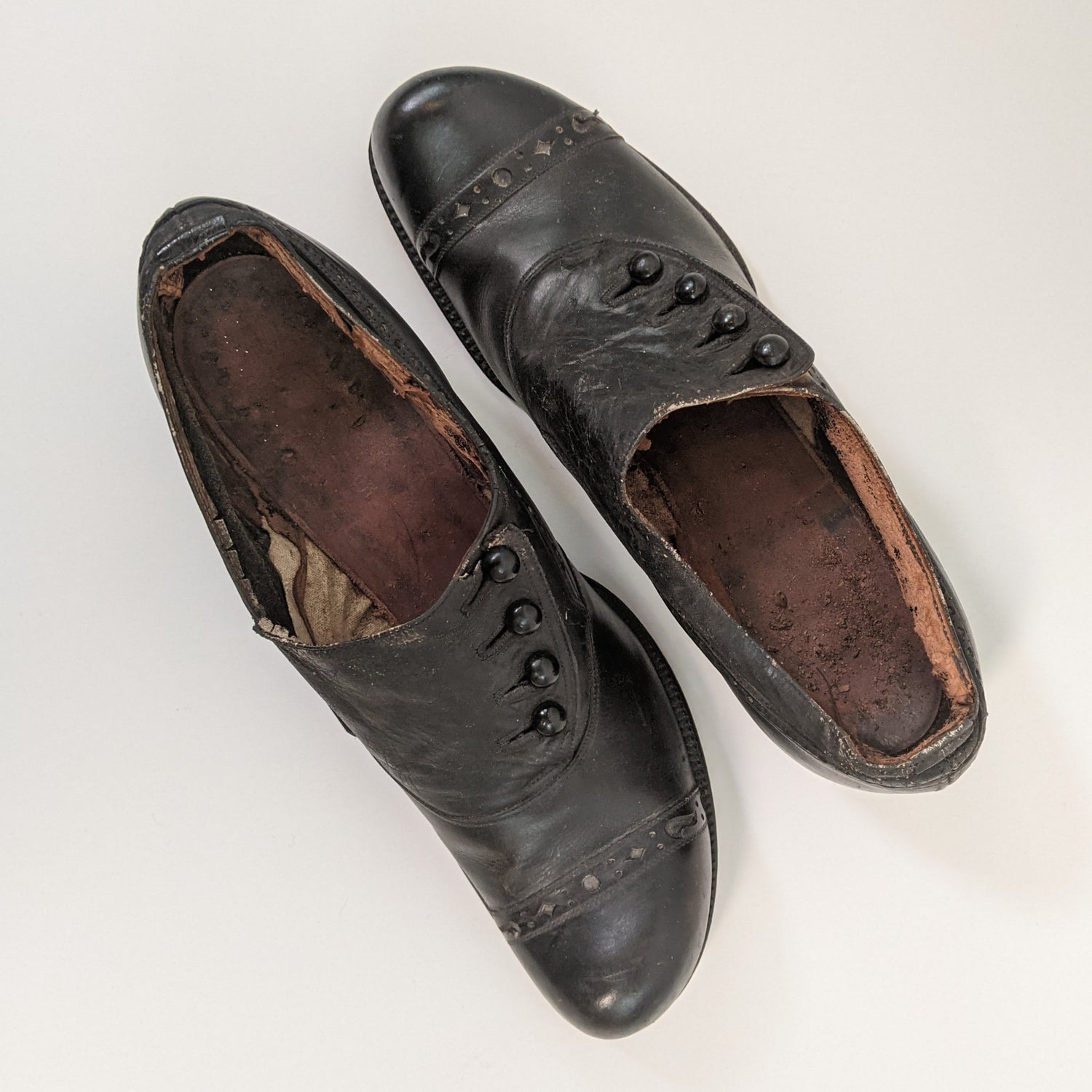 1910s Oxfords | Study Display Repair