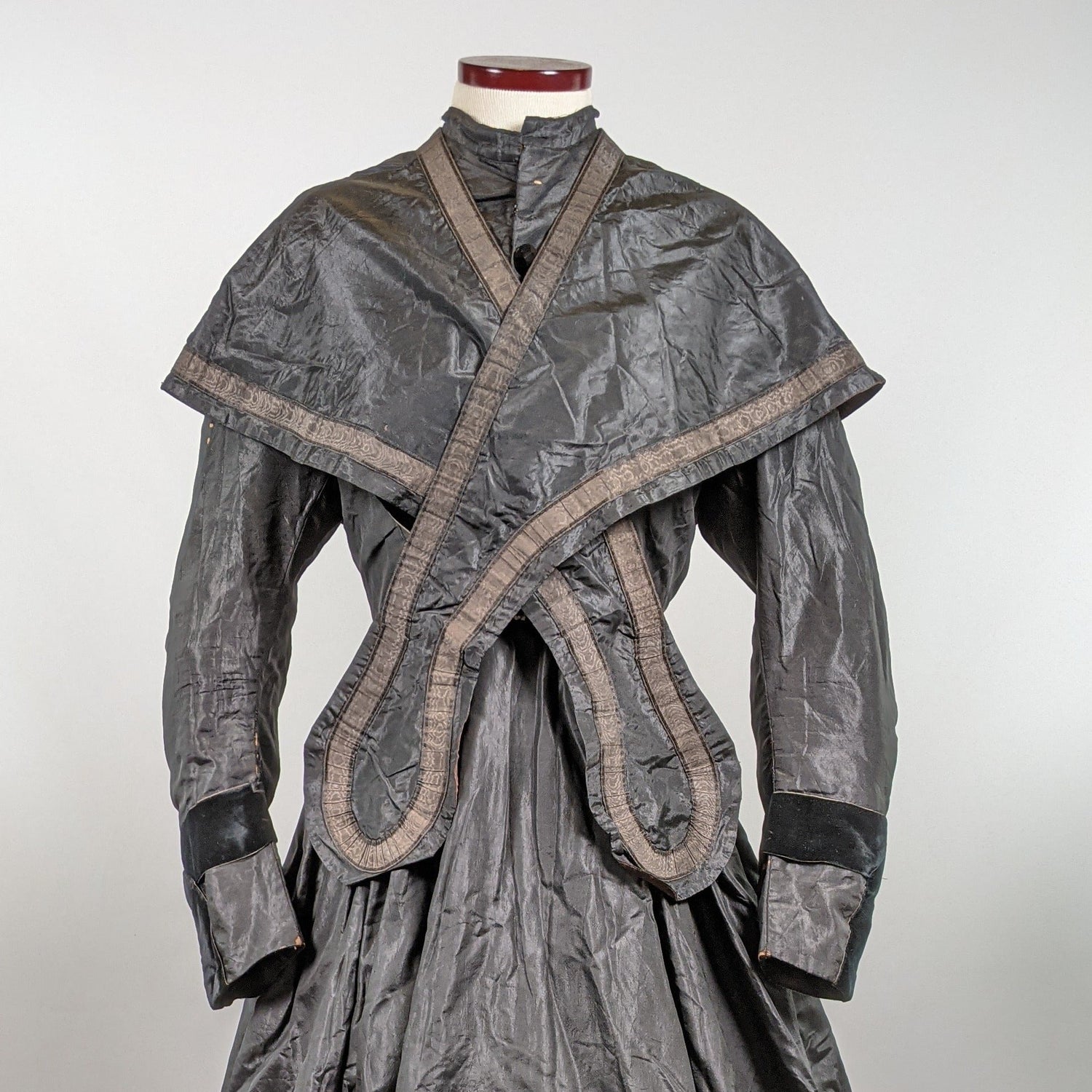 1860s Mourning Dress
