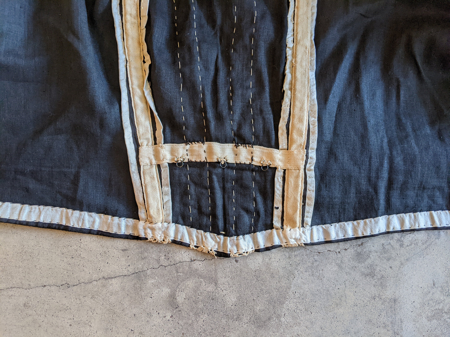 Silk Bodice c. 1900s | 34" Waist