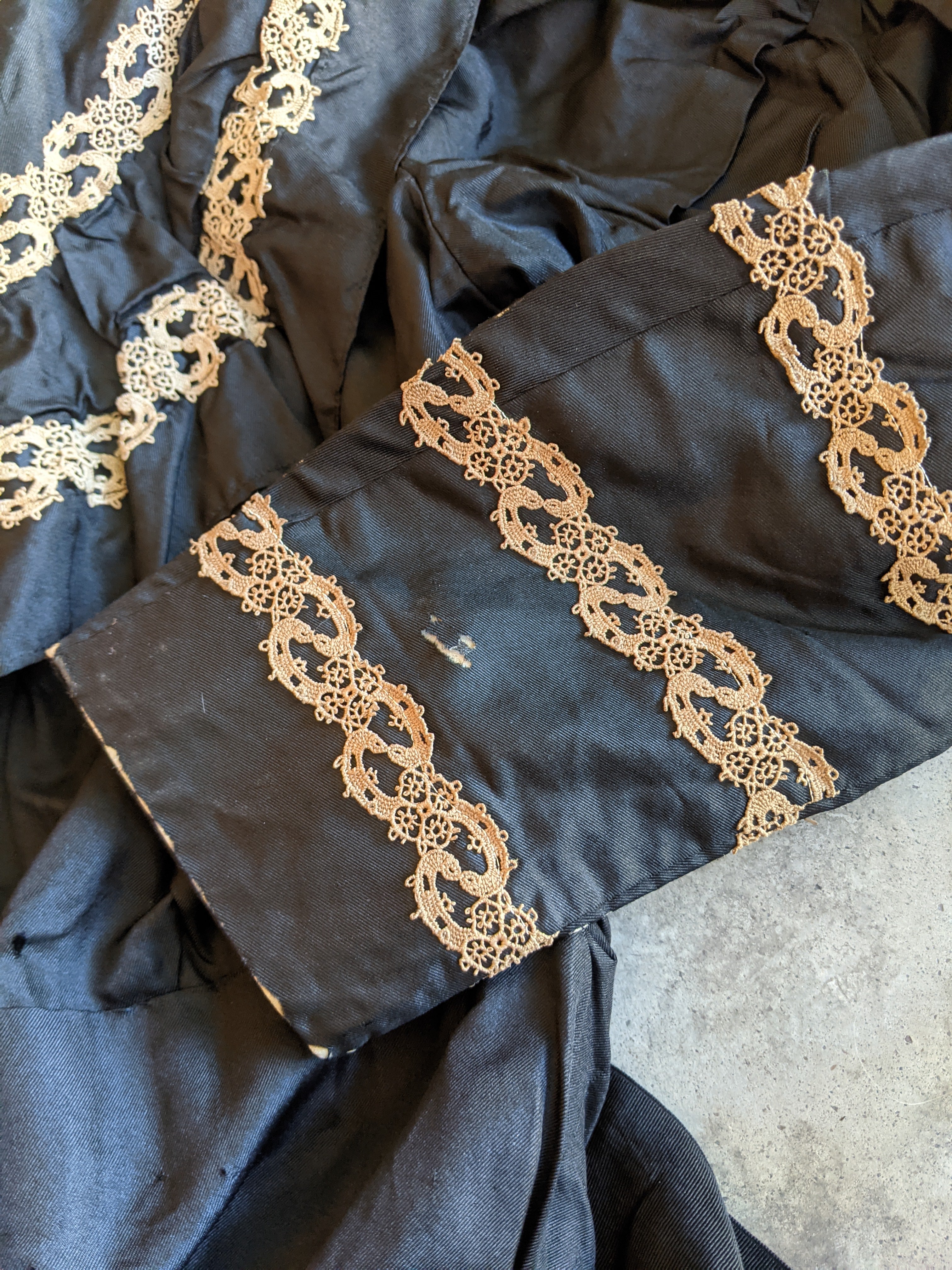 1890s Black Silk Tea Gown or Wrapper