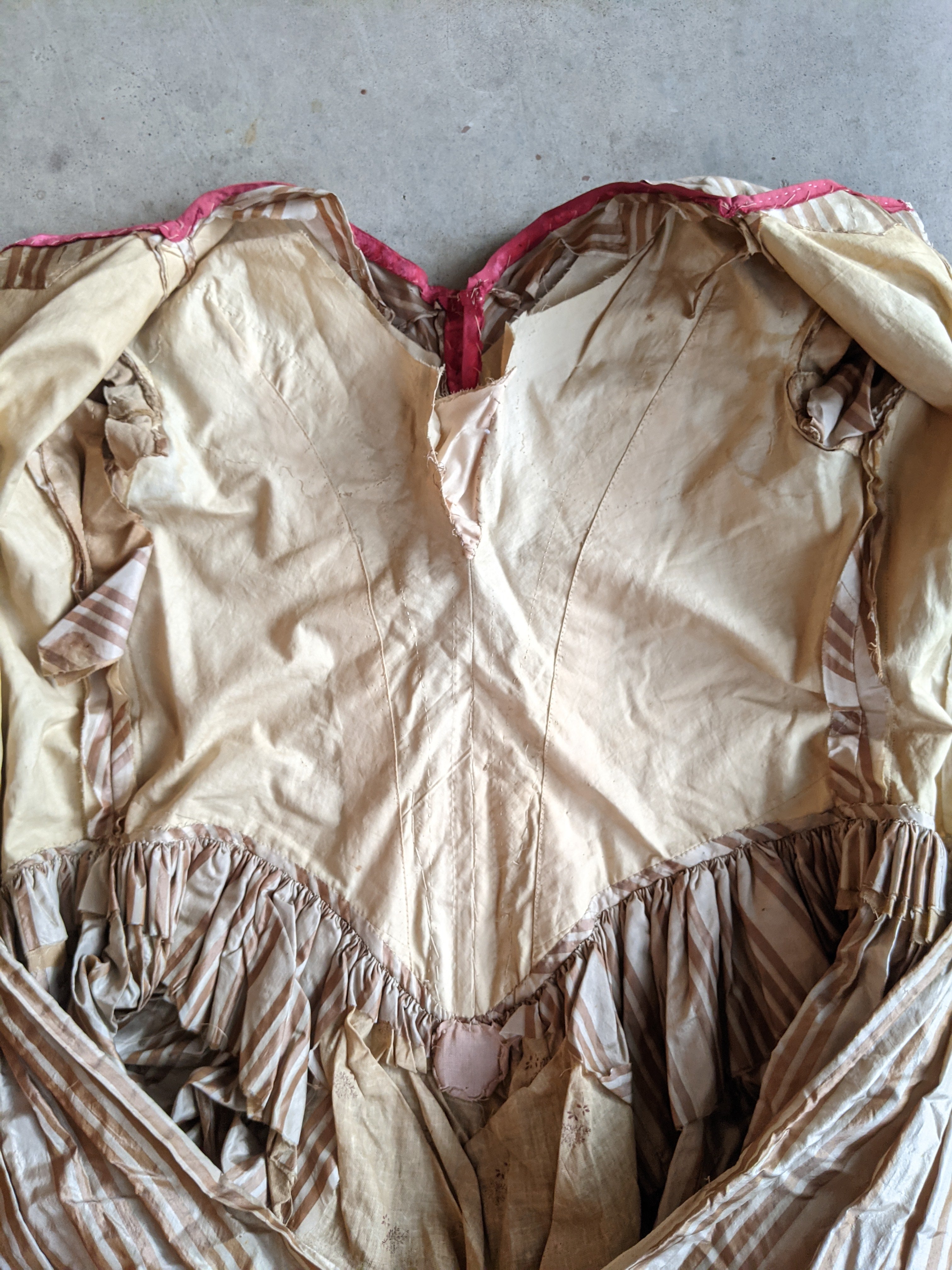 Romantic Era Gold Silk Evening Gown