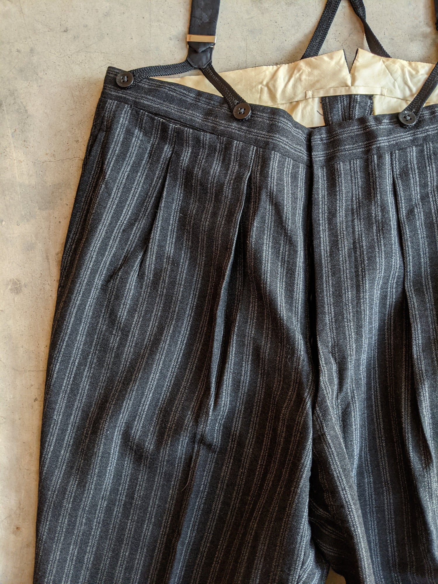 1937 Stroller Suit with Provenance | 38" waist 42" chest