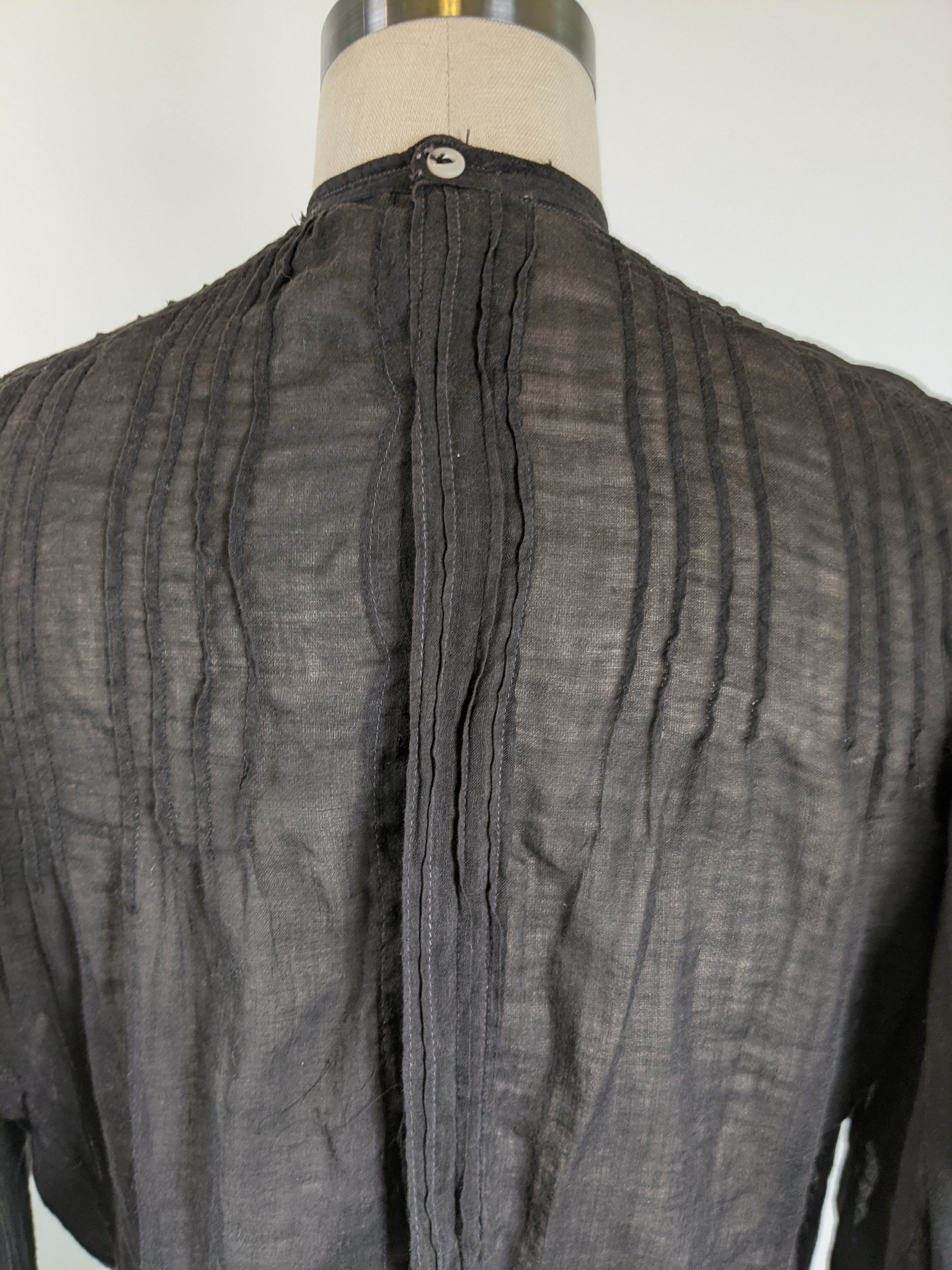 1900s Black Batiste Shirtwaist