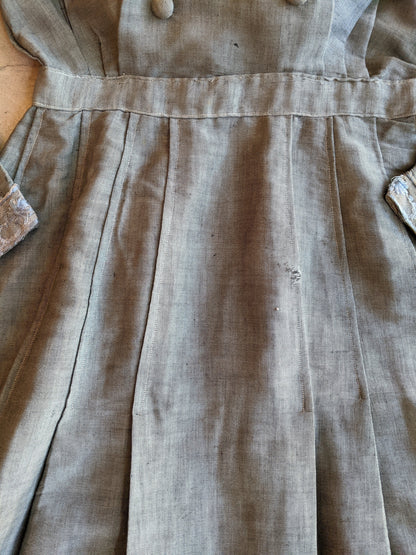 1900s Green Dress