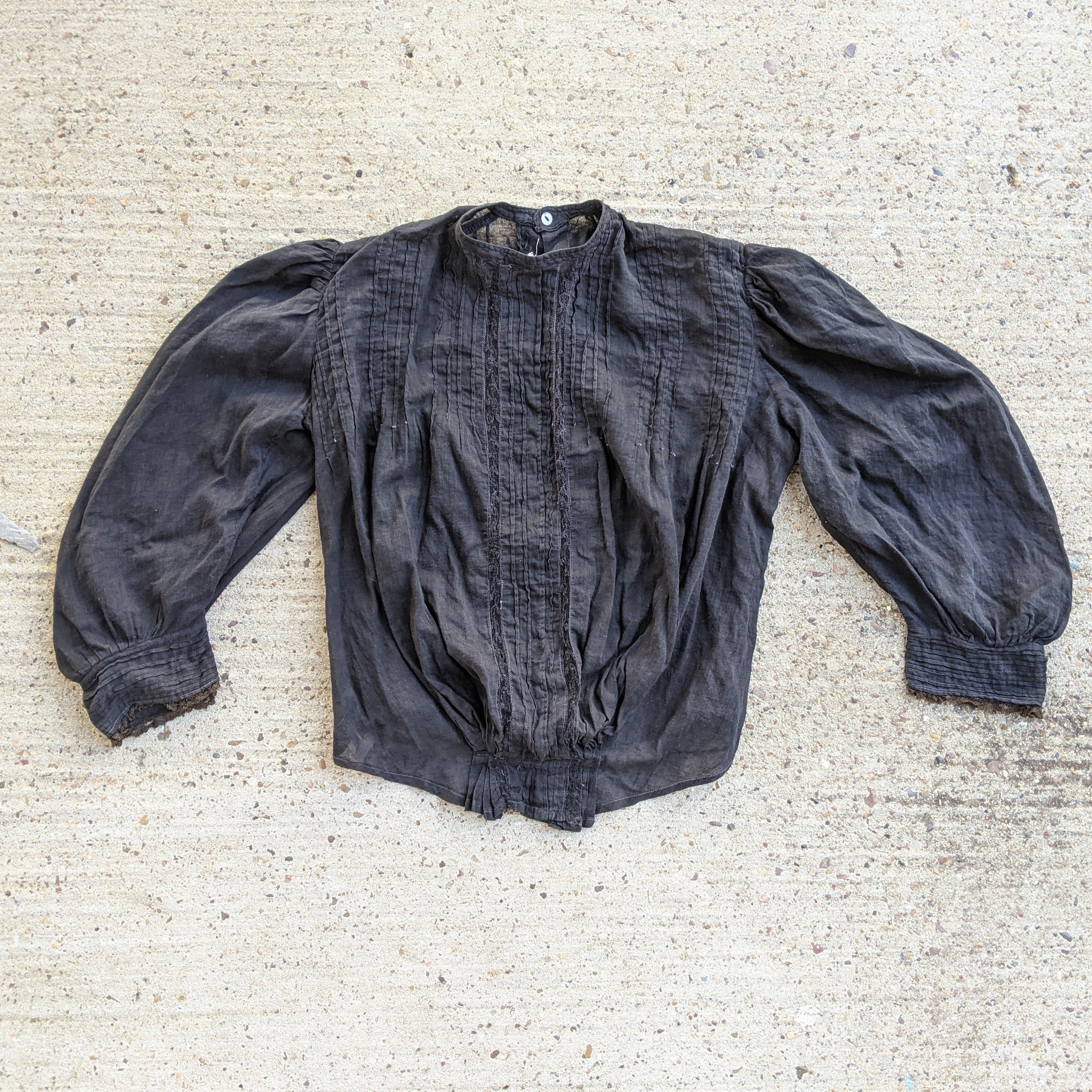 1900s Black Batiste Shirtwaist