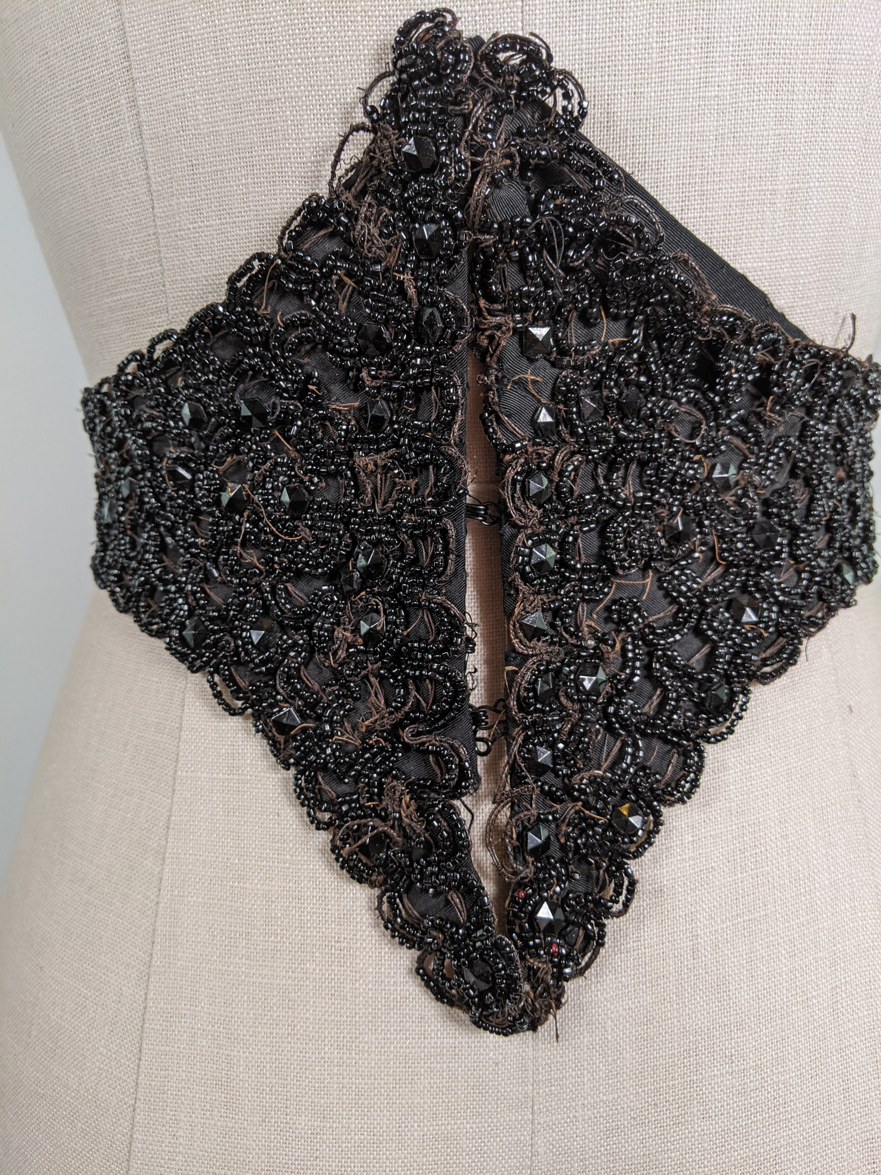1900s Beaded Belt