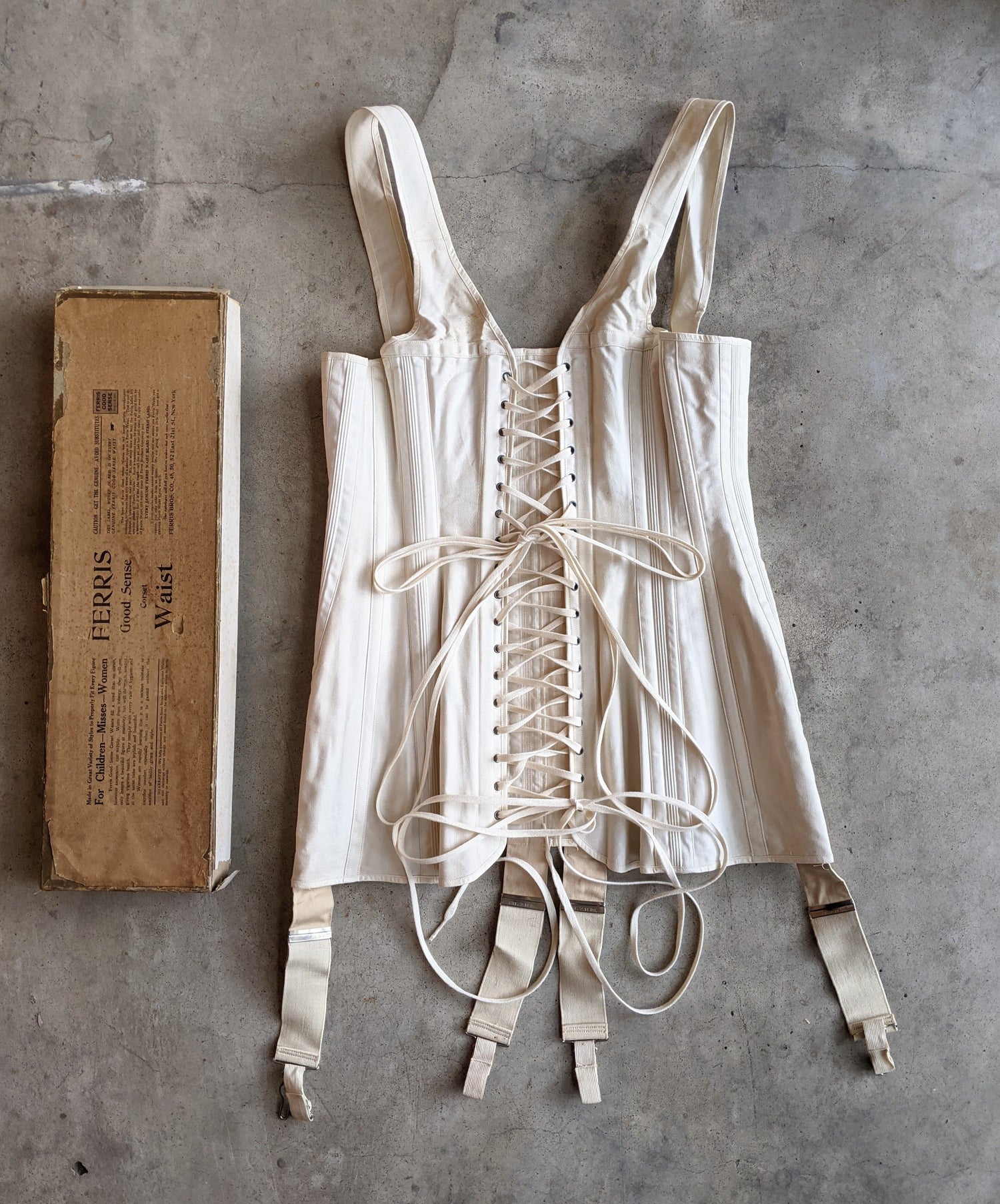 1910s Deadstock Ferris Corset | Sz 28
