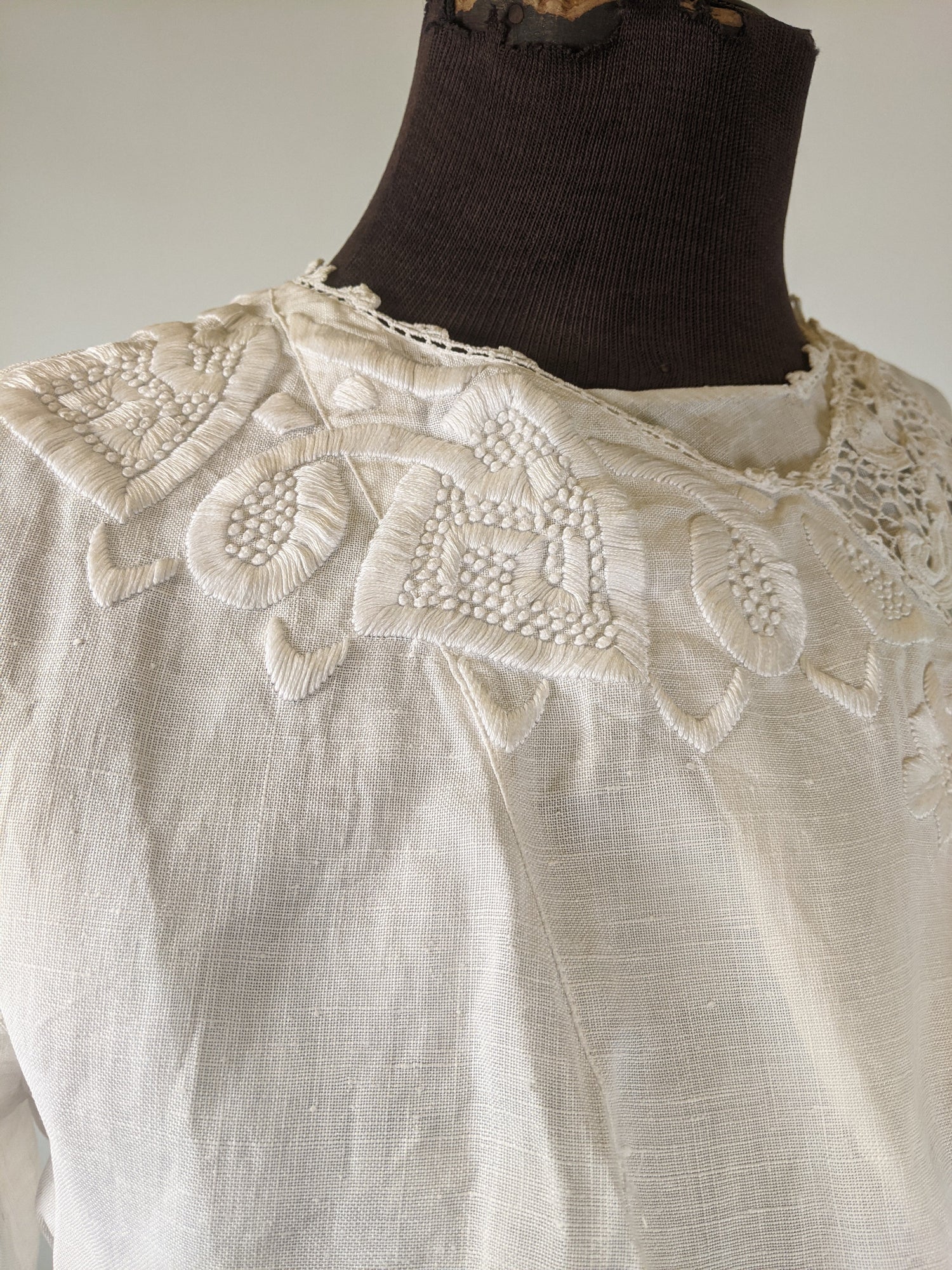 1900s-1910 White Linen Blouse