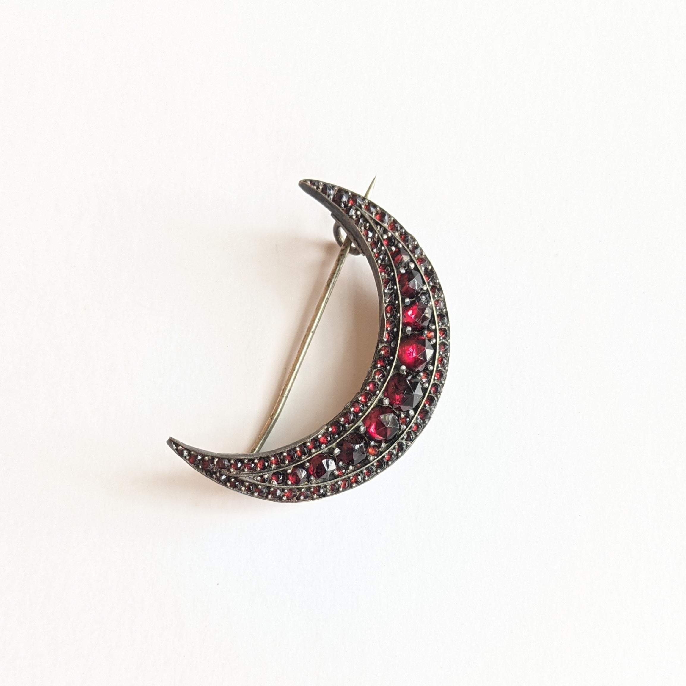 1890s Bohemian Garnet Crescent Moon Brooch
