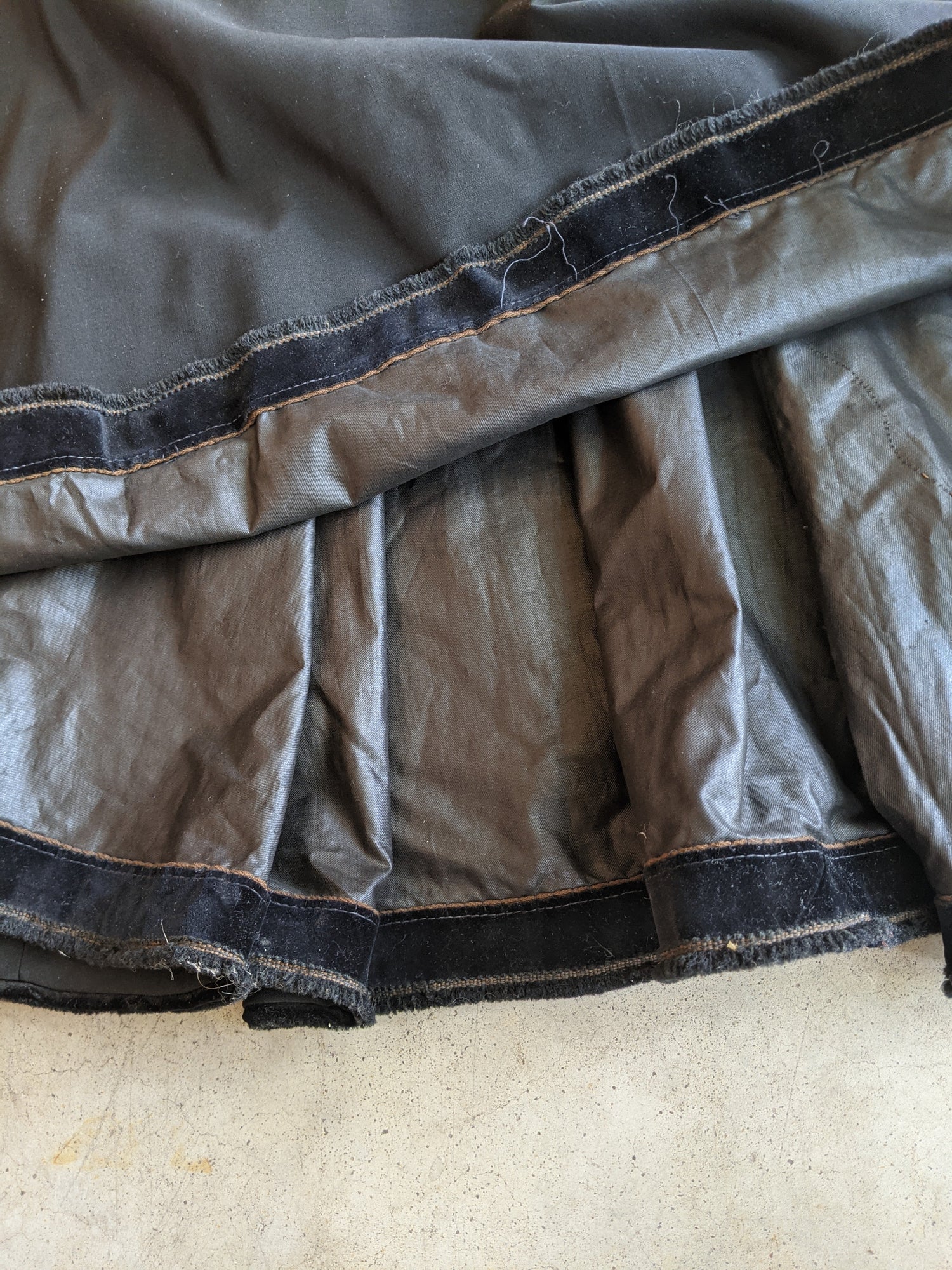 1890s Black Bodice + Skirt/Petticoat Ensemble