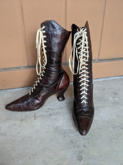 1910s-1920s Brown Lace Up Boots | Approx Sz 7