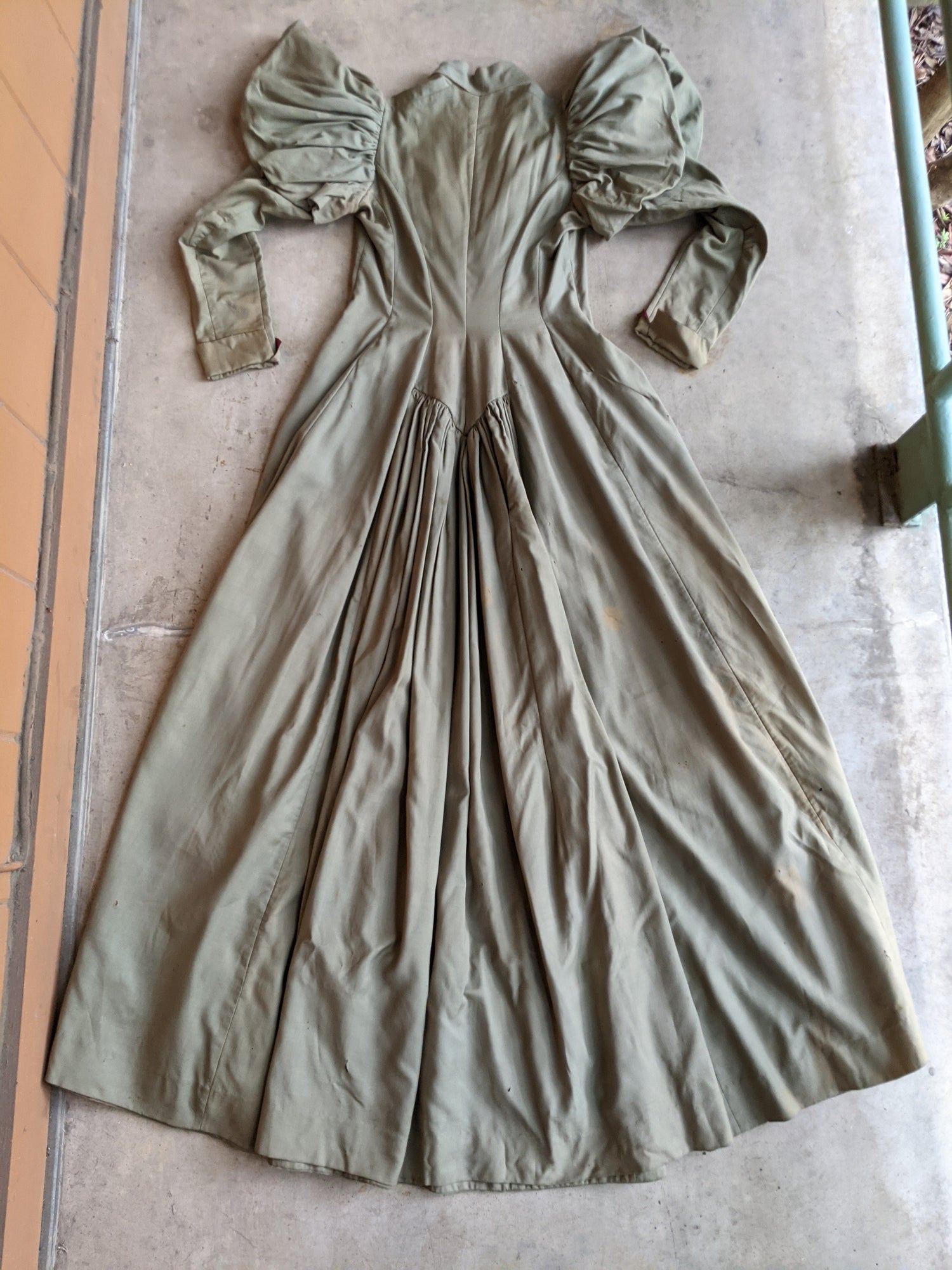 1890s Wrapper Dress or Tea Gown | Study + Display