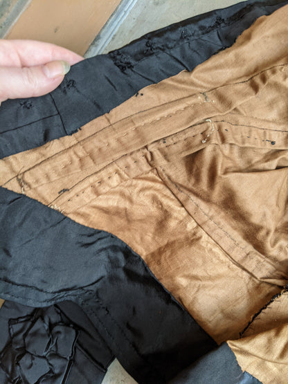 1870s Bombazine Bodice