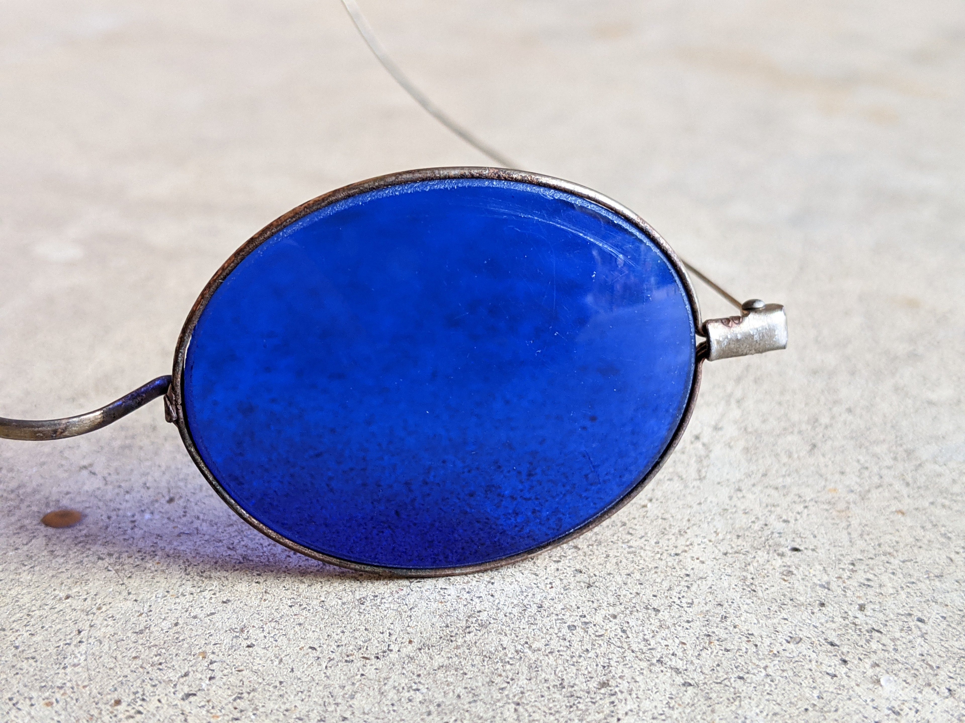 Cobalt Blue 1890s-1900s Tinted Glasses 