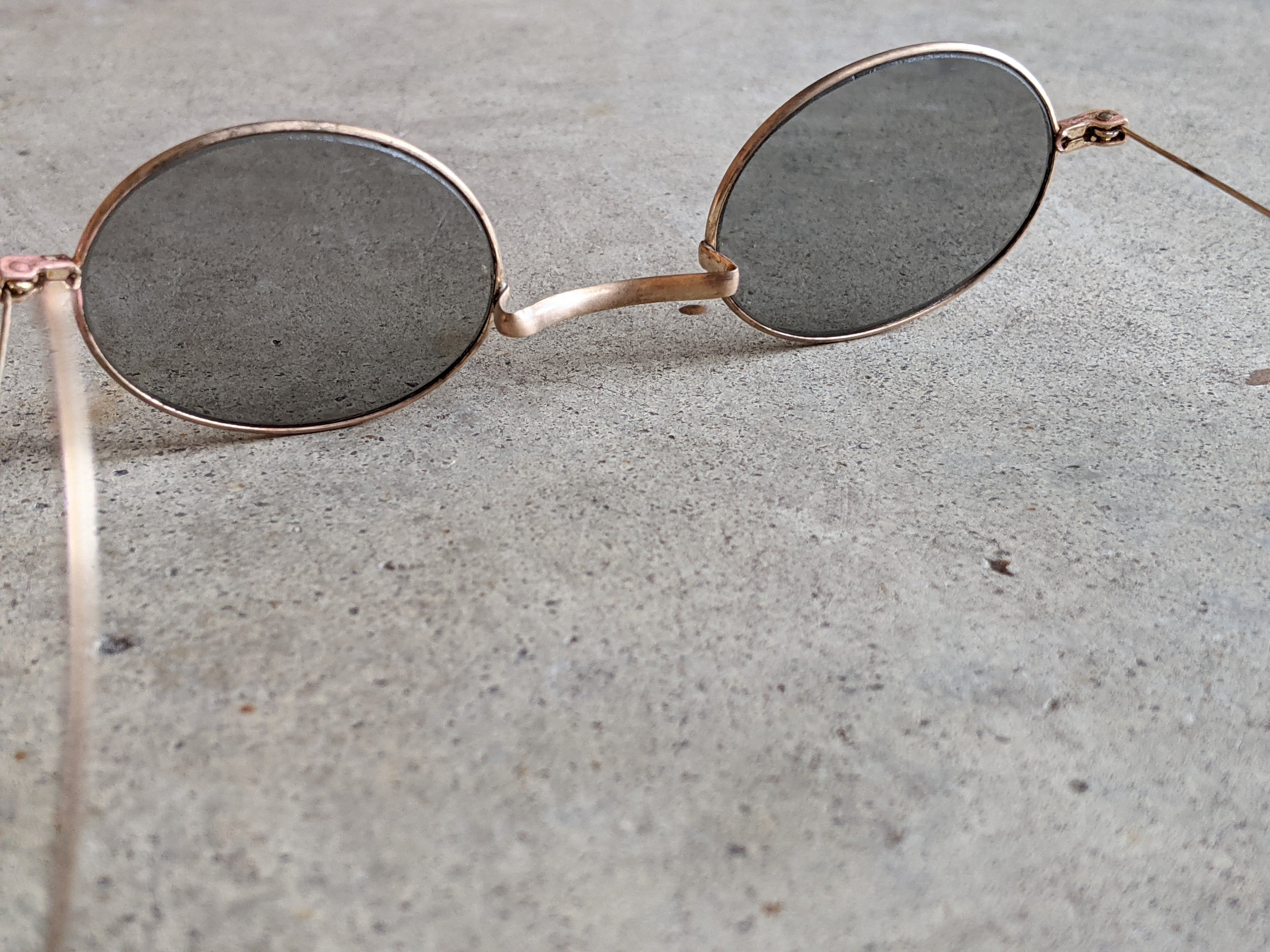 1890s-1900s Tinted Glasses | Gold Tone Frames