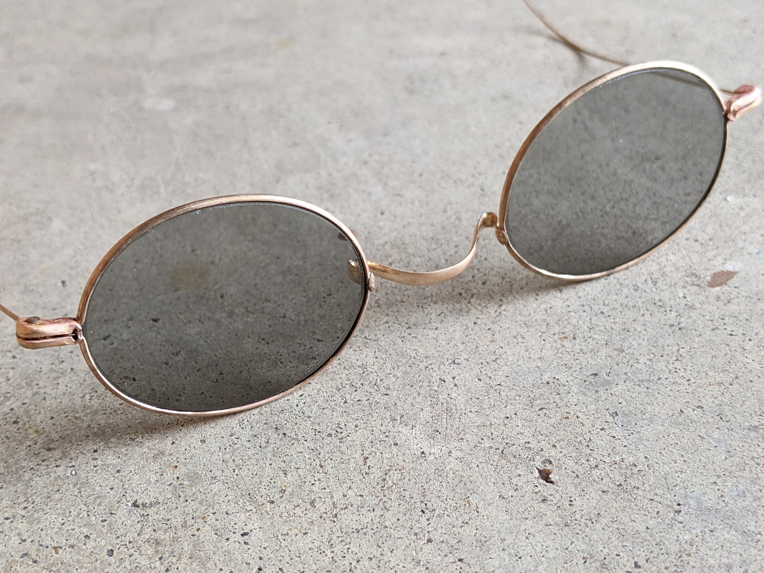 1890s-1900s Tinted Glasses | Gold Tone Frames