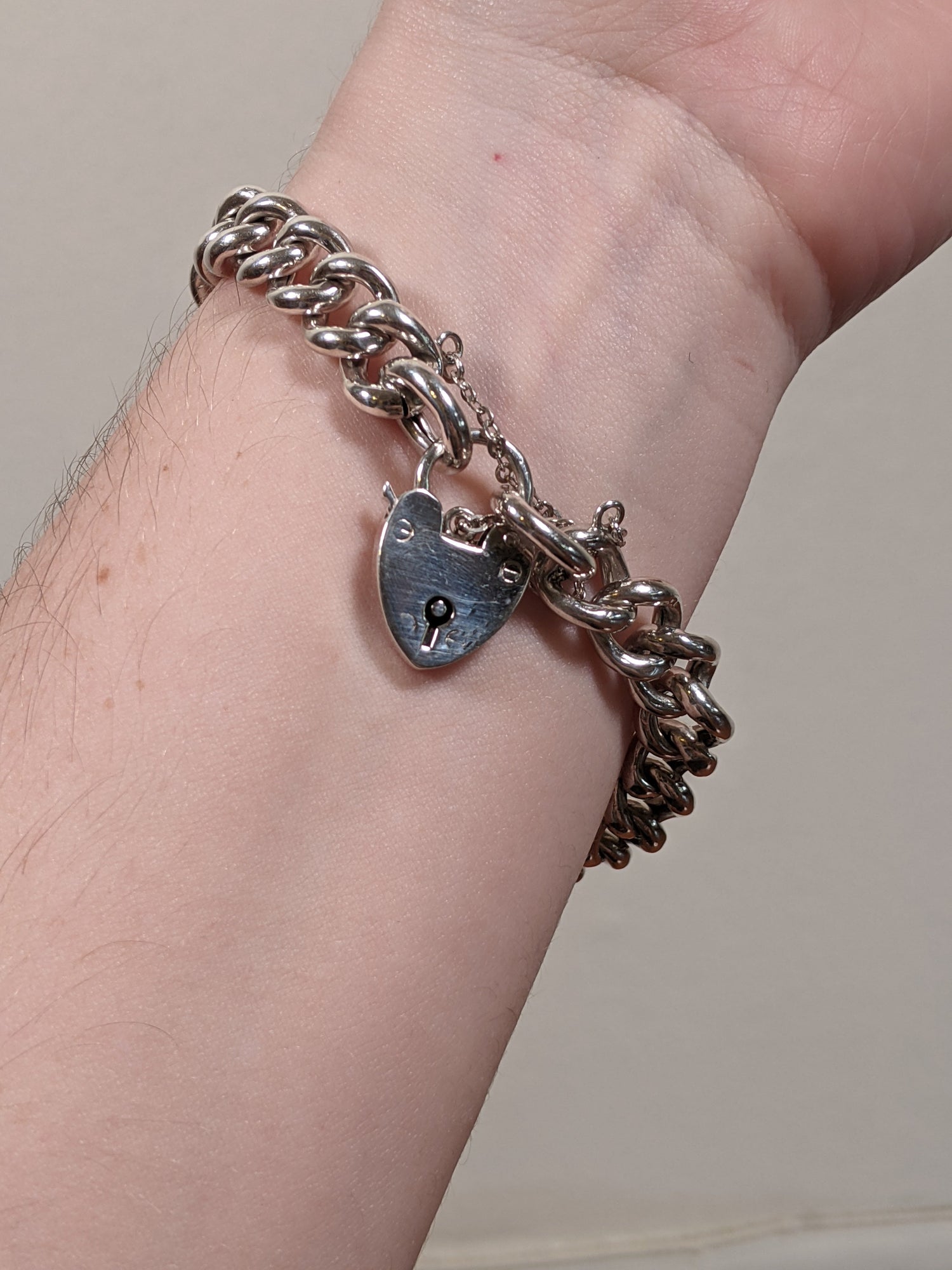 1907 Sterling Silver Curb Bracelet + Heart Lock