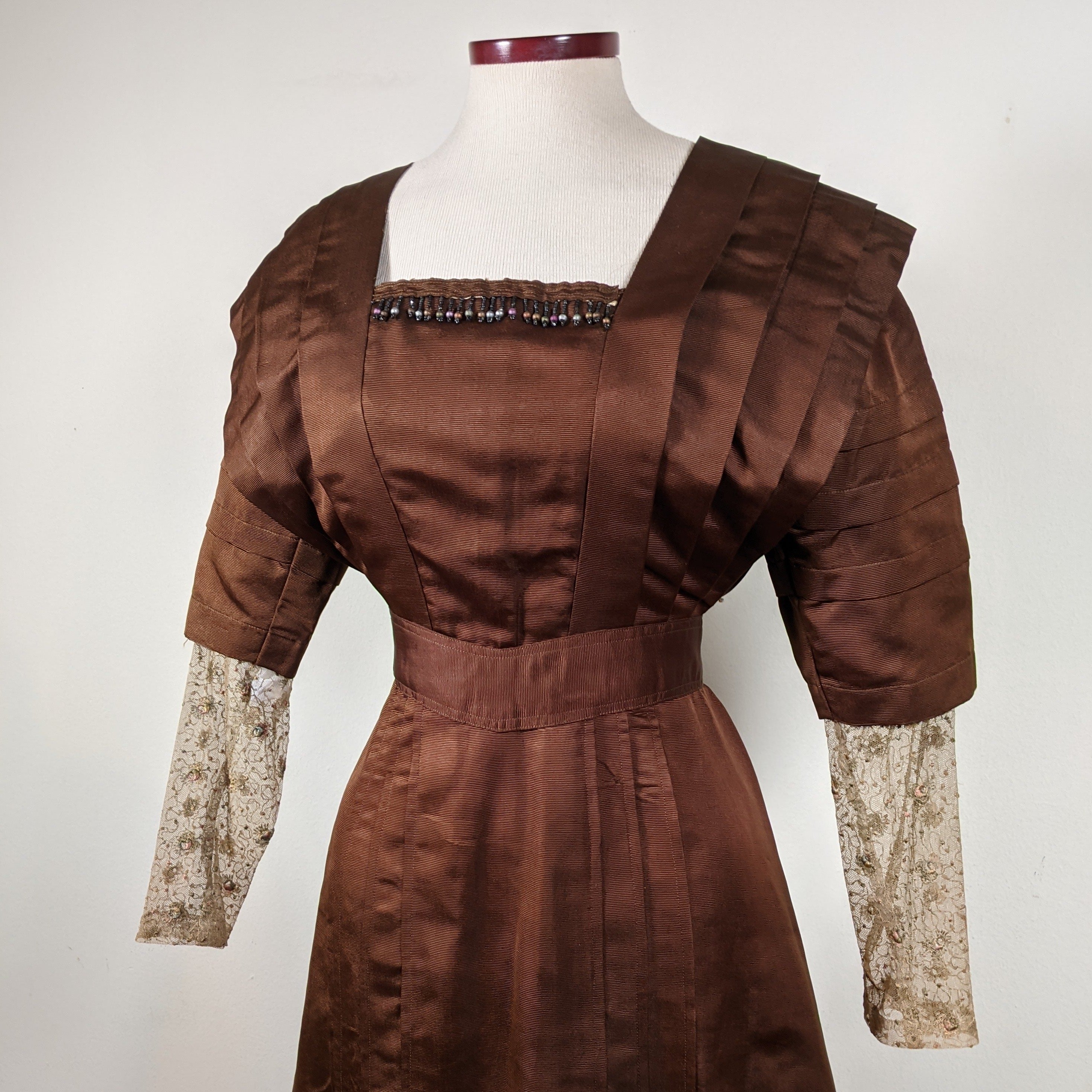 1908-1909 Red Ochre Silk Dress