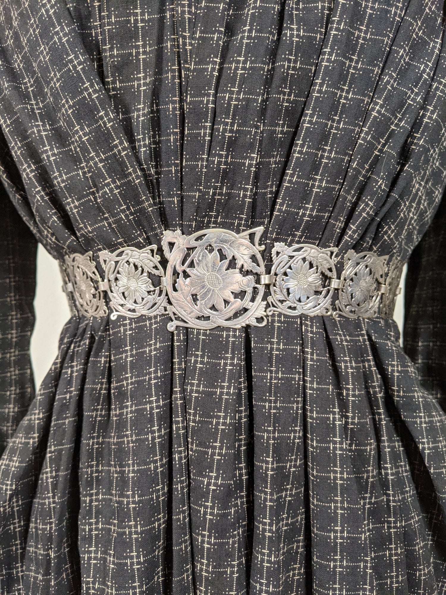 1900s EPNS Flower Belt | 26"