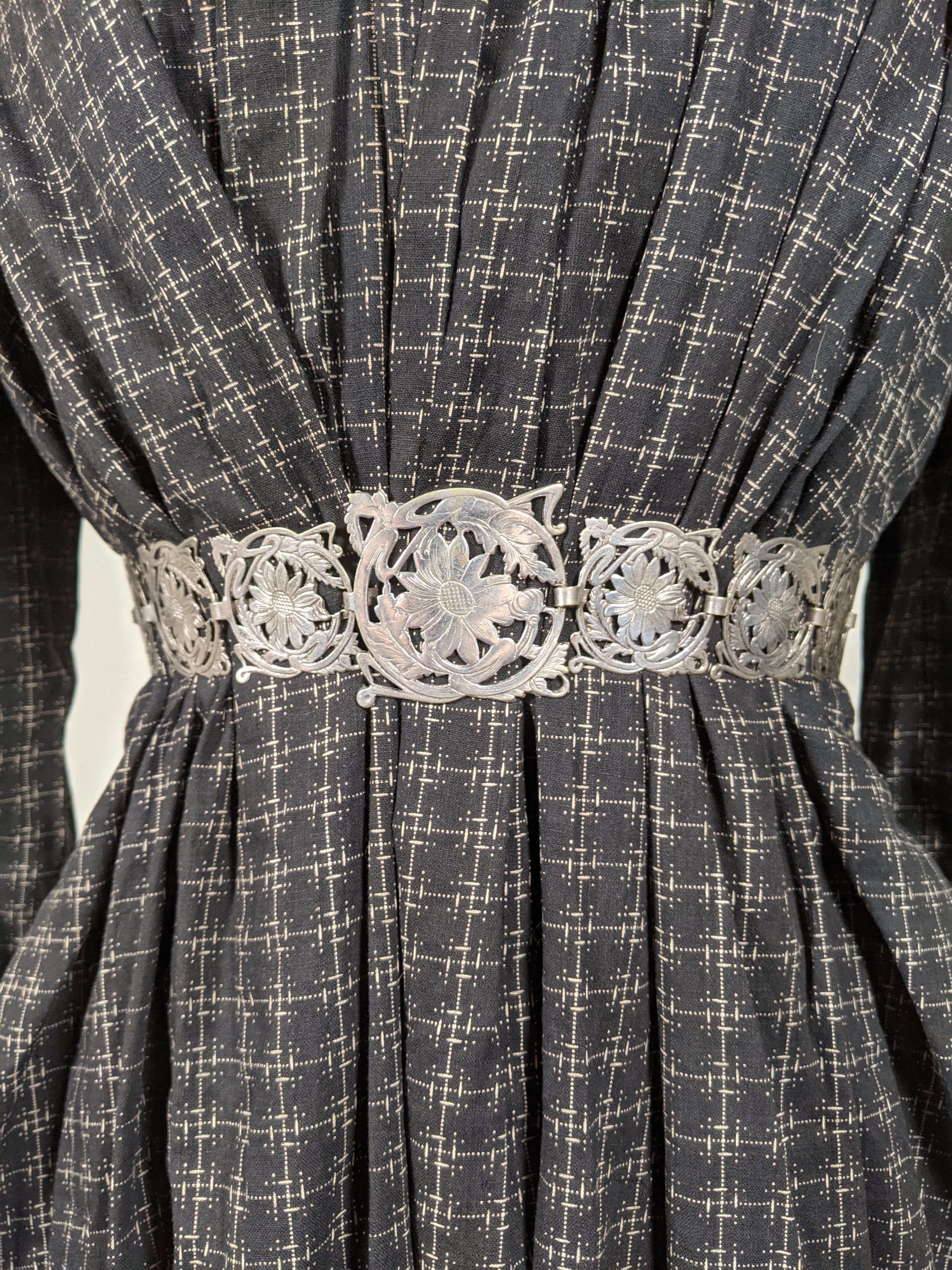 1900s EPNS Flower Belt | 26"