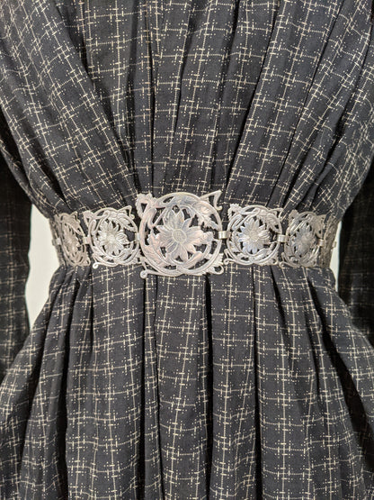 1900s EPNS Flower Belt | 26"