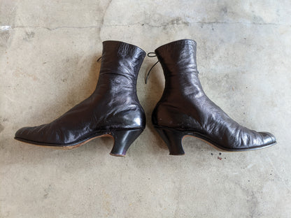 1900s Side Lacing Boots | Approx Sz 7.5-8